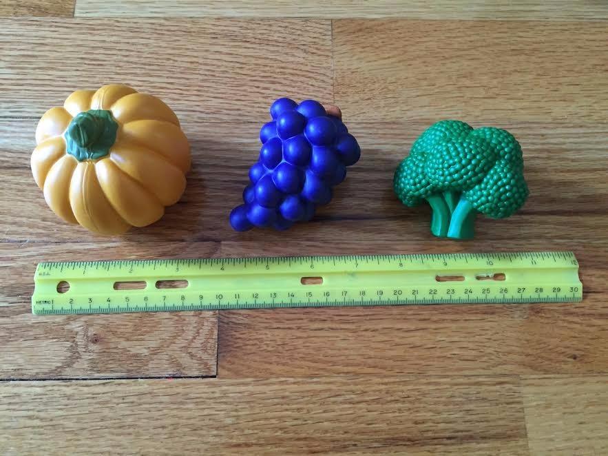 Learning Resources Farmer's Market Color Sorting Set - Play Food for Kids, Toddler Stacking Toys, Grocery and Kitchen Play Toys, Montessori, Fine Motor Skills, Gifts for Boys And Girls customer photo 2