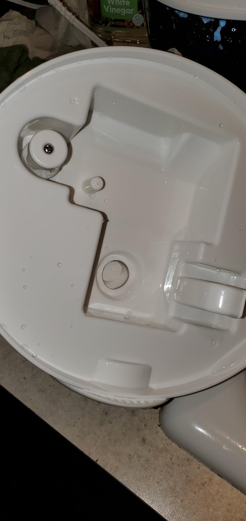 Vicks Filter-Free Ultrasonic Humidifier, Recommended by Pediatricians, 1.2 Gal Ultrasonic Cool Mist Humidifiers for Bedrooms & Kids Rooms, Works with Vicks VapoPads customer photo 1