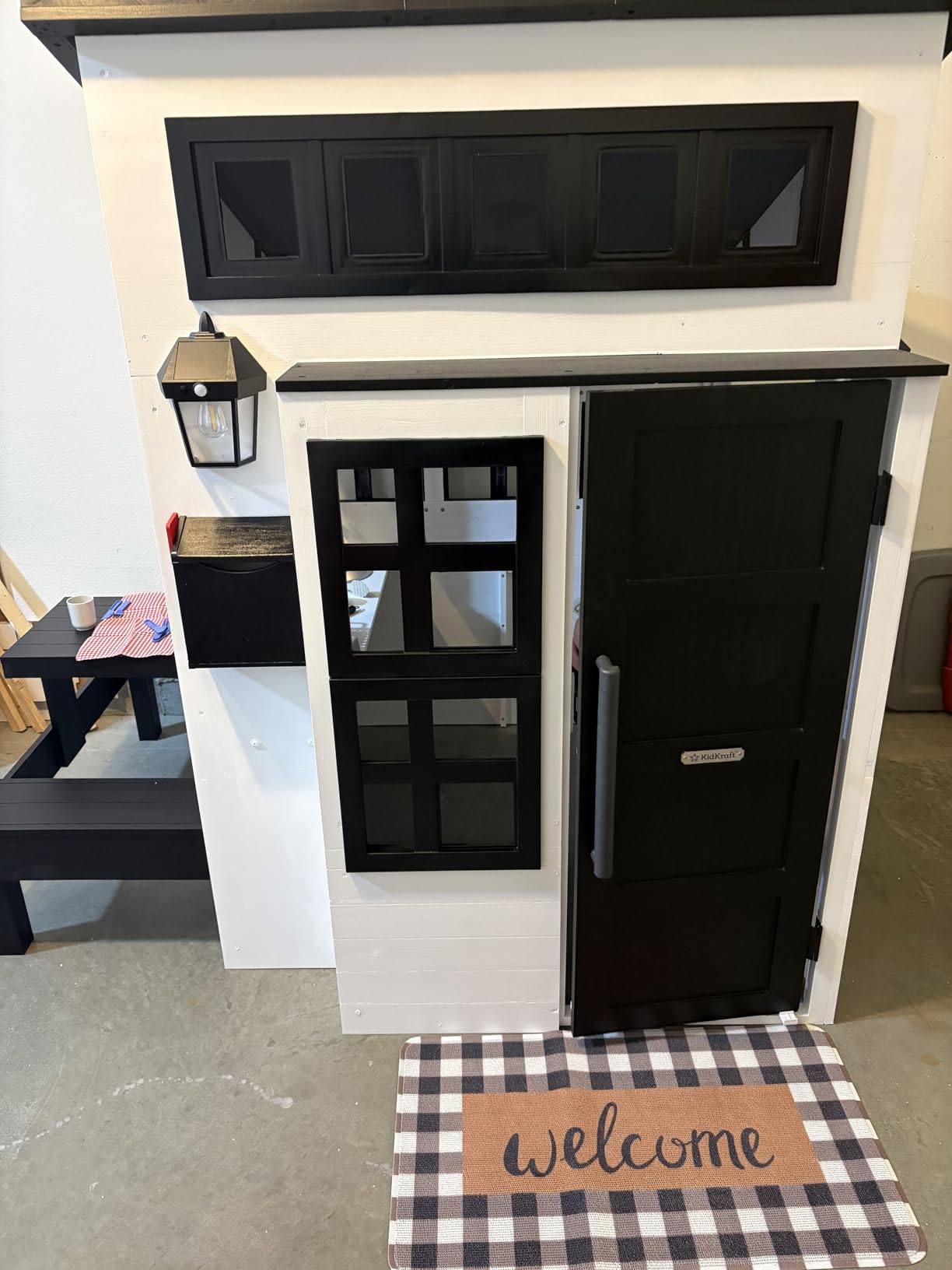 KidKraft Modern Outdoor Wooden Playhouse with Picnic Table, Mailbox and Outdoor Grill, Gift for Ages 3+ customer photo 1