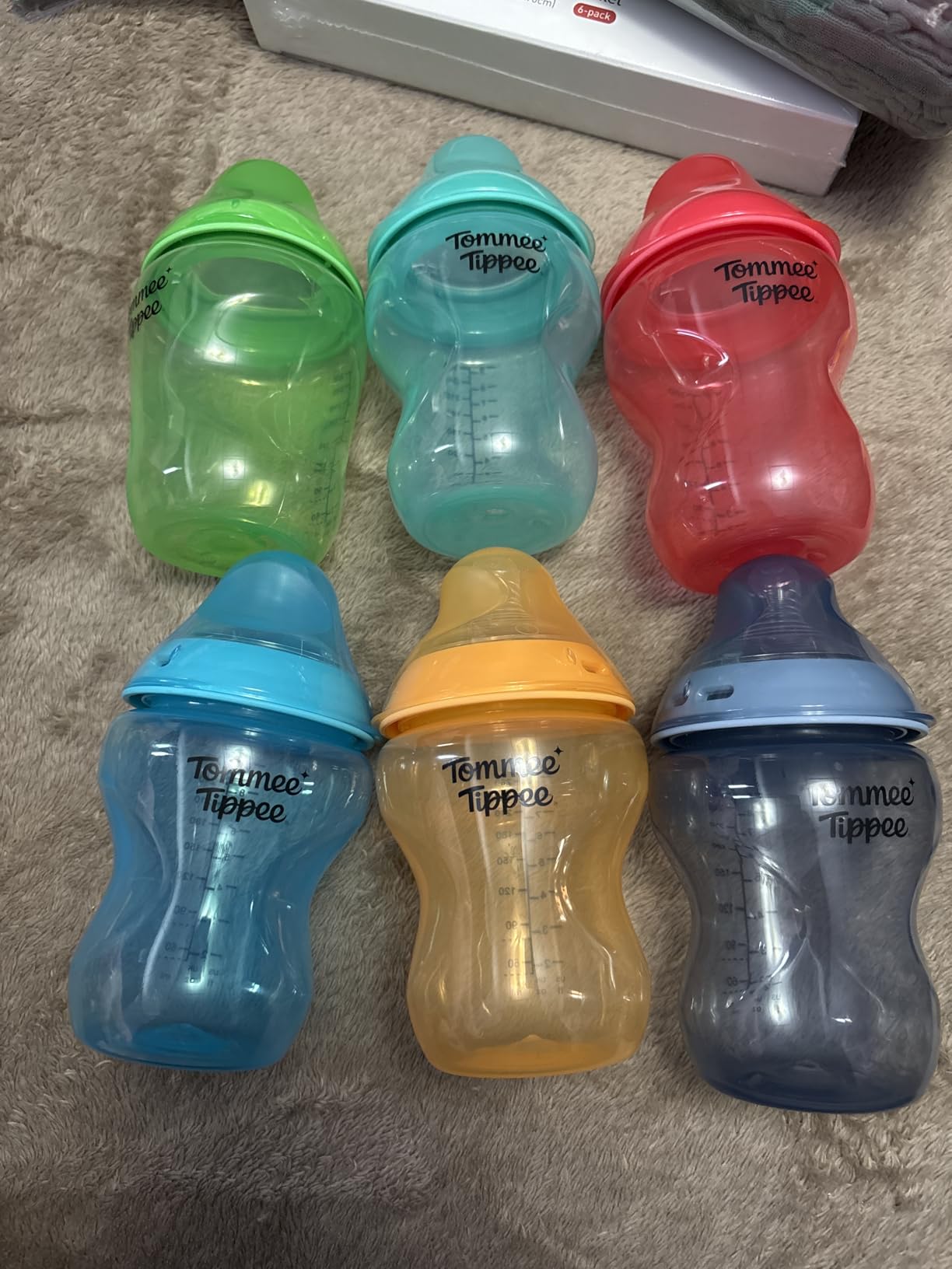 Tommee Tippee Natural Start Anti-Colic 9 oz BPA Free Baby Bottles, 0+ Months, Slow Flow Breast-Like Nipple, Self Sterilizing, Designed for Seamless Transition Between Bottle & Breast, Fiesta, Pack of 6 customer photo 1
