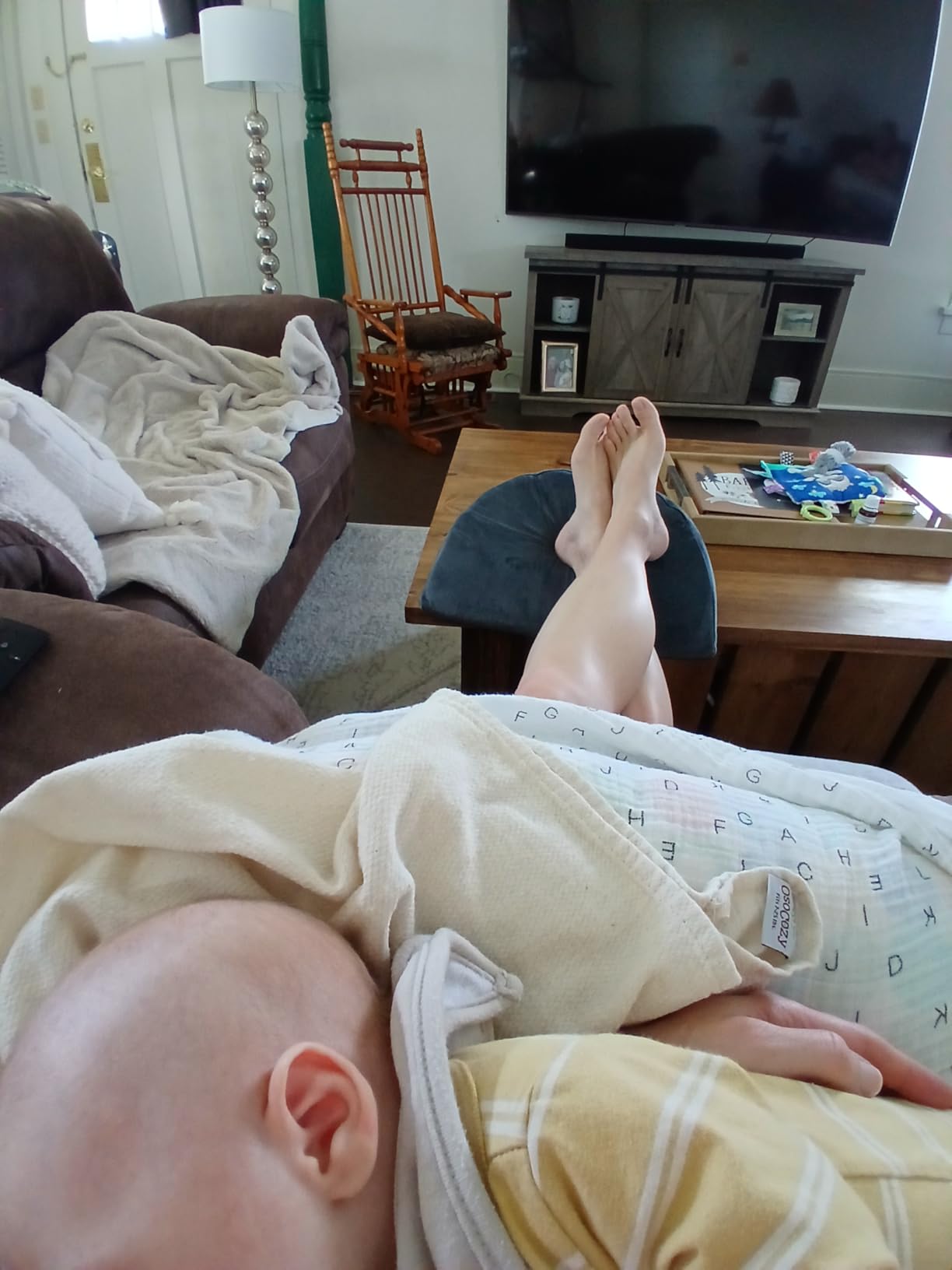 Hiccapop Pregnancy Pillow Wedge for Belly Support | Maternity Wedge Pillow | Belly Wedge Pillow | Pregnancy Wedge Pillows Support Body, Legs, Back, Knees customer photo 2