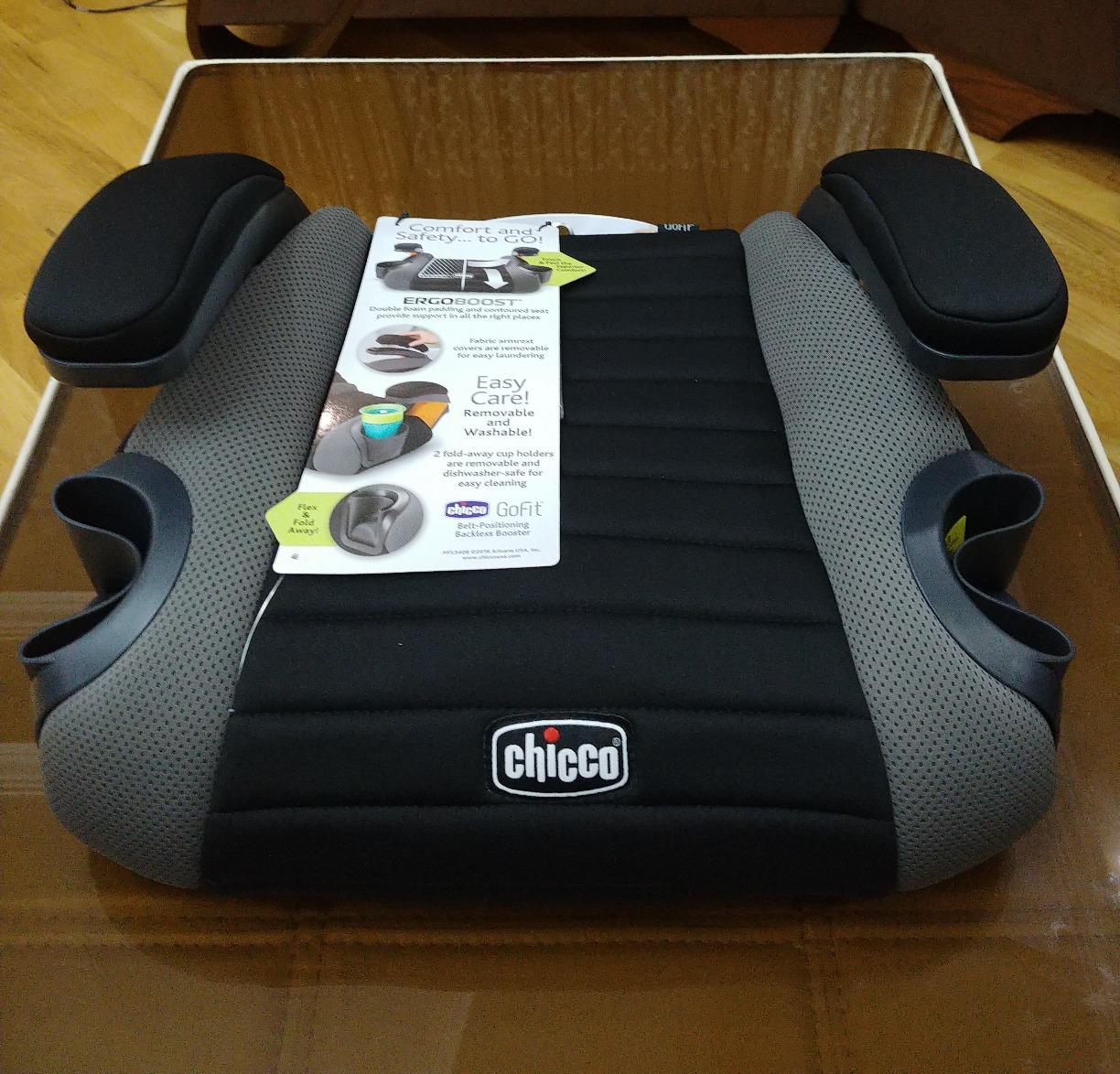 Chicco GoFit Backless Booster Car Seat Without Latch Attachment, Travel Booster Seat for Car, Portable Car Booster Seat for Children 40-110 lbs., Shark/Black/Grey customer photo 2