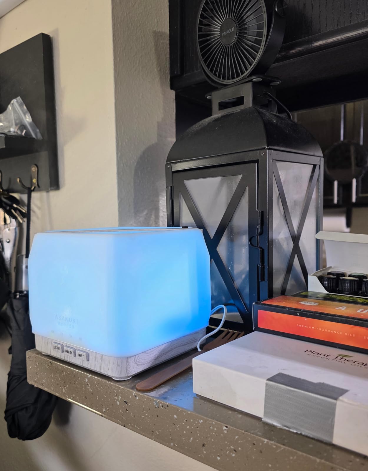 ASAKUKI Essential Oil Diffuser for Home, Large 700 ml Humidifier with Automatic Shut-Off, Scent Aromatherapy Diffuser with 7 LED Lights customer photo 1