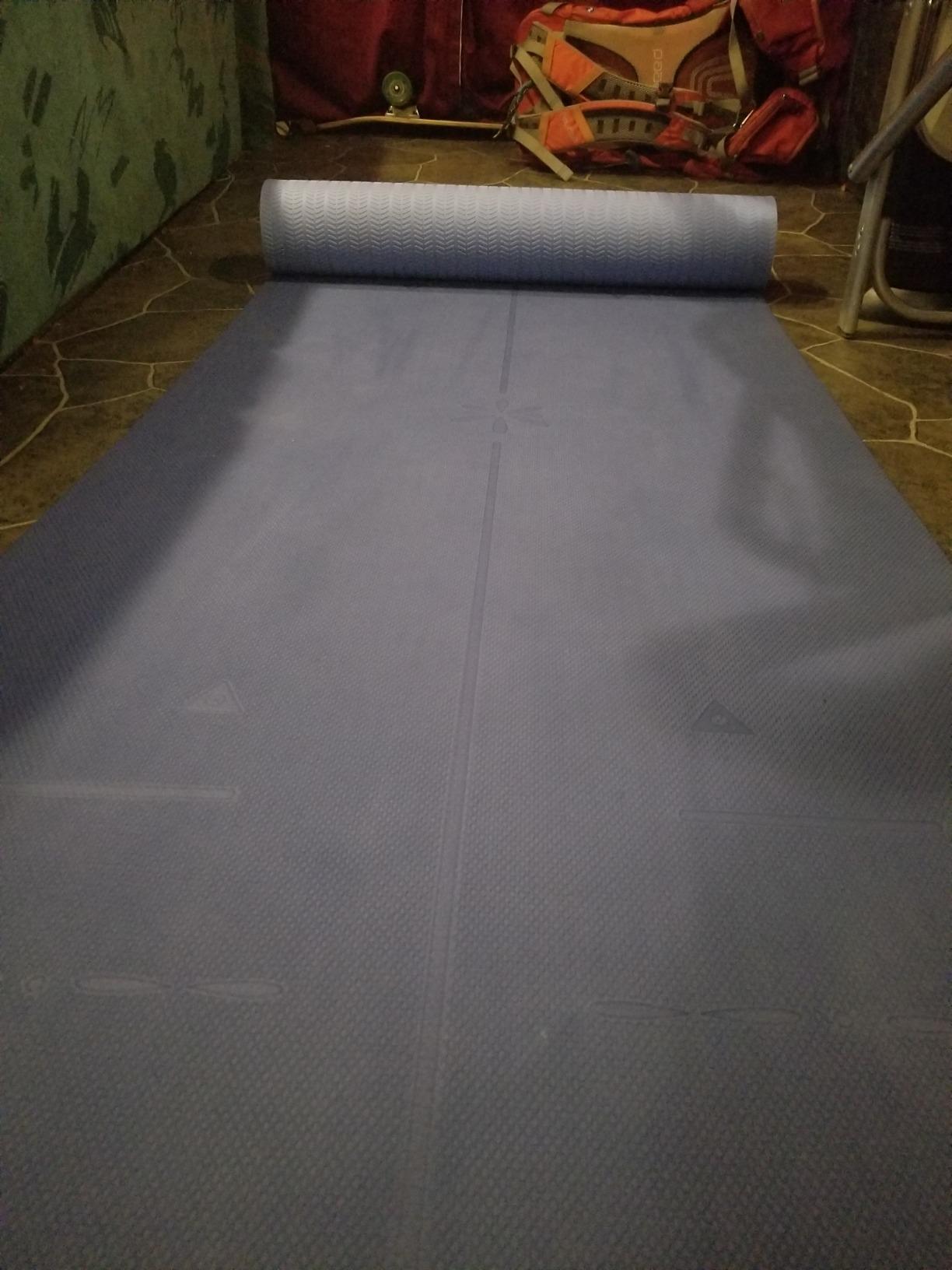 Heathyoga Eco Friendly Non Slip Yoga Mat, Body Alignment System, SGS Certified TPE Material - Textured Non Slip Surface and Optimal Cushioning, 72