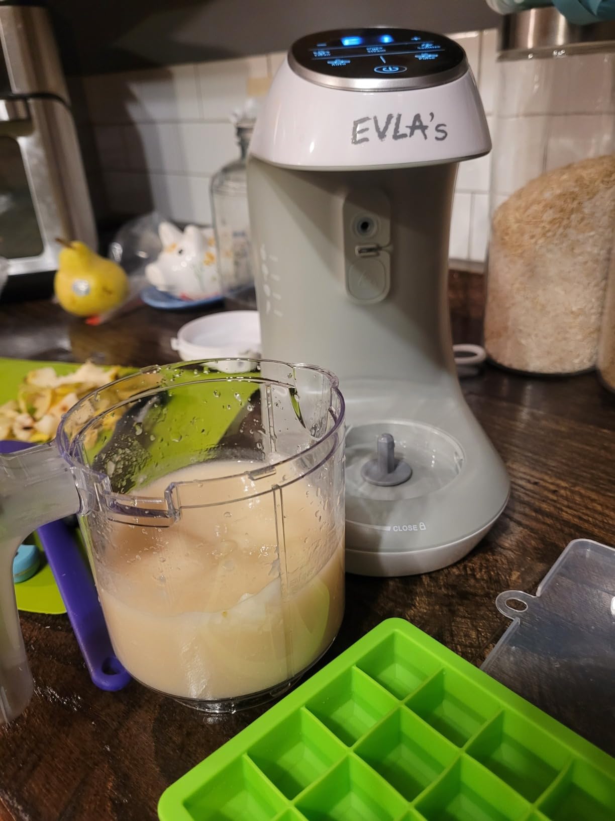 EVLA'S Baby Food Maker, Steamer, Blender, Baby Food Processor for Healthy Homemade Baby Food in Minutes, Touch Screen with 6 Reusable Food Pouches customer photo 1