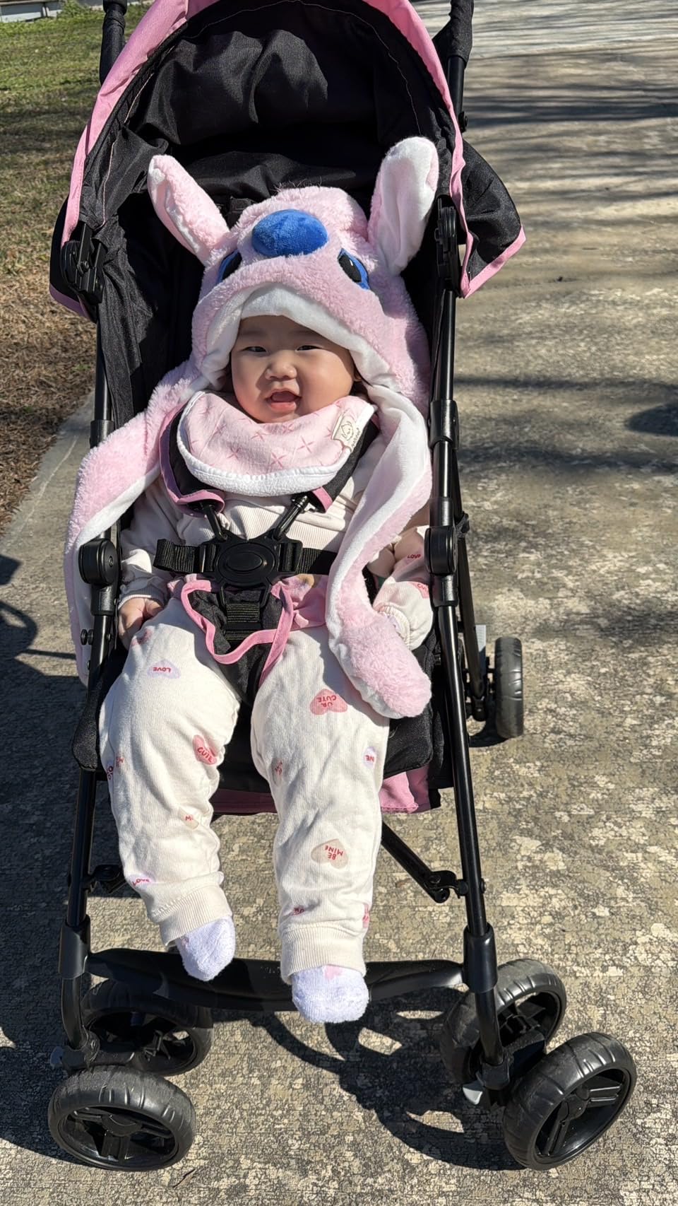 Ingenuity 3D Mini Convenience Stroller - Lightweight Stroller with Compact Fold, Multi-Position Recline, Canopy with Pop Out Sun Visor and More - Umbrella Stroller for Travel and More, Gray customer photo 2