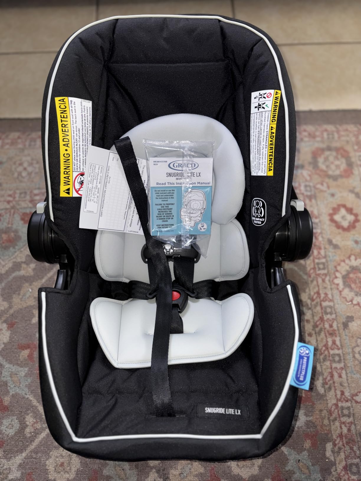 Graco SnugRide Lite LX Infant Car Seat, Lightweight Rear-Facing Seat for Babies 4-30 lb, 4-Position Adjustable Base, LATCH Installation & ProtectPlus Engineered, Studio customer photo 2