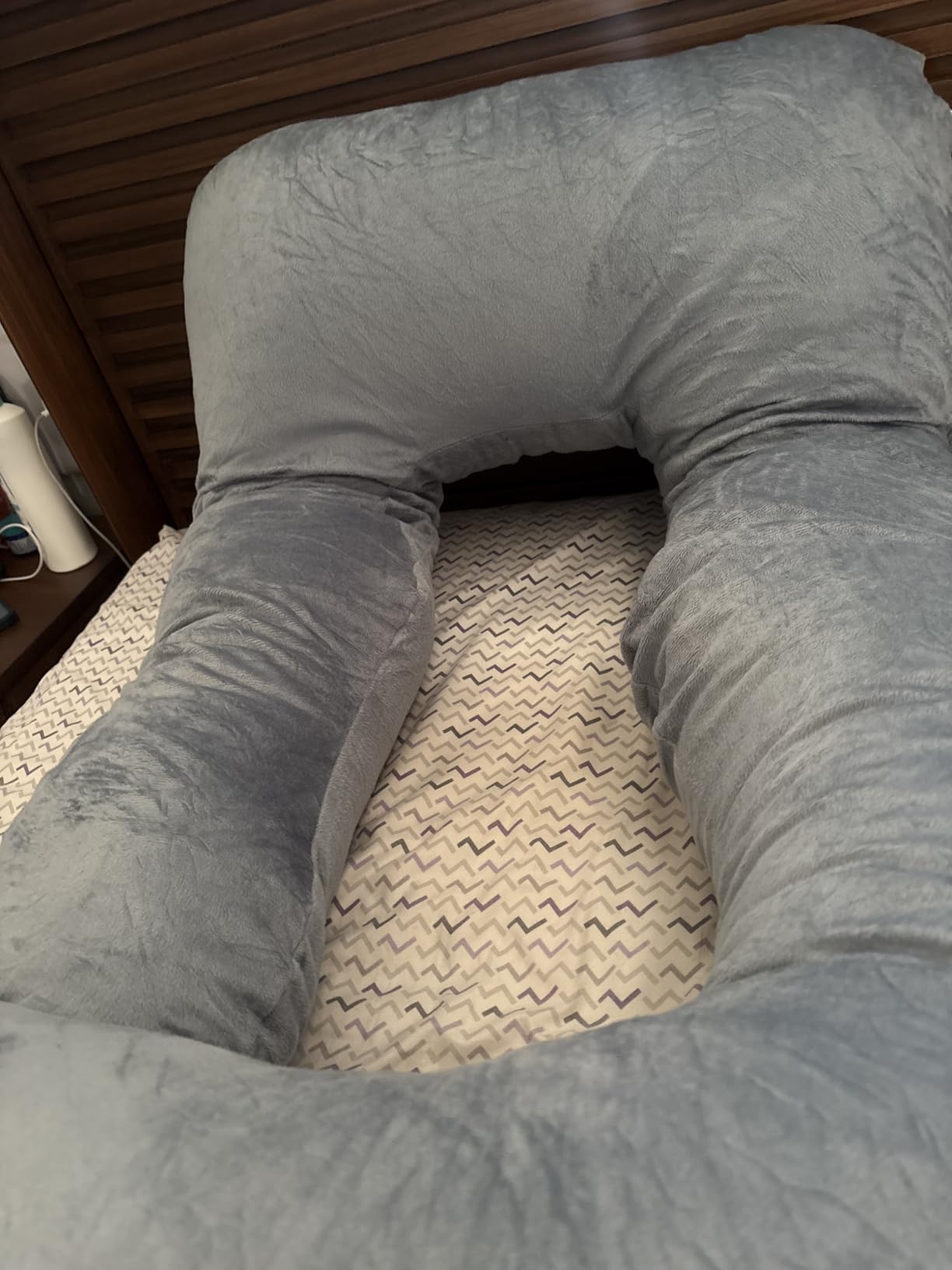 Chilling Home Pregnancy Pillow, U Shaped Full Body Maternity Pillow 58 inch, Pregnant Women Must Haves Pregnancy Pillows for Sleeping with Removable Cover customer photo 1