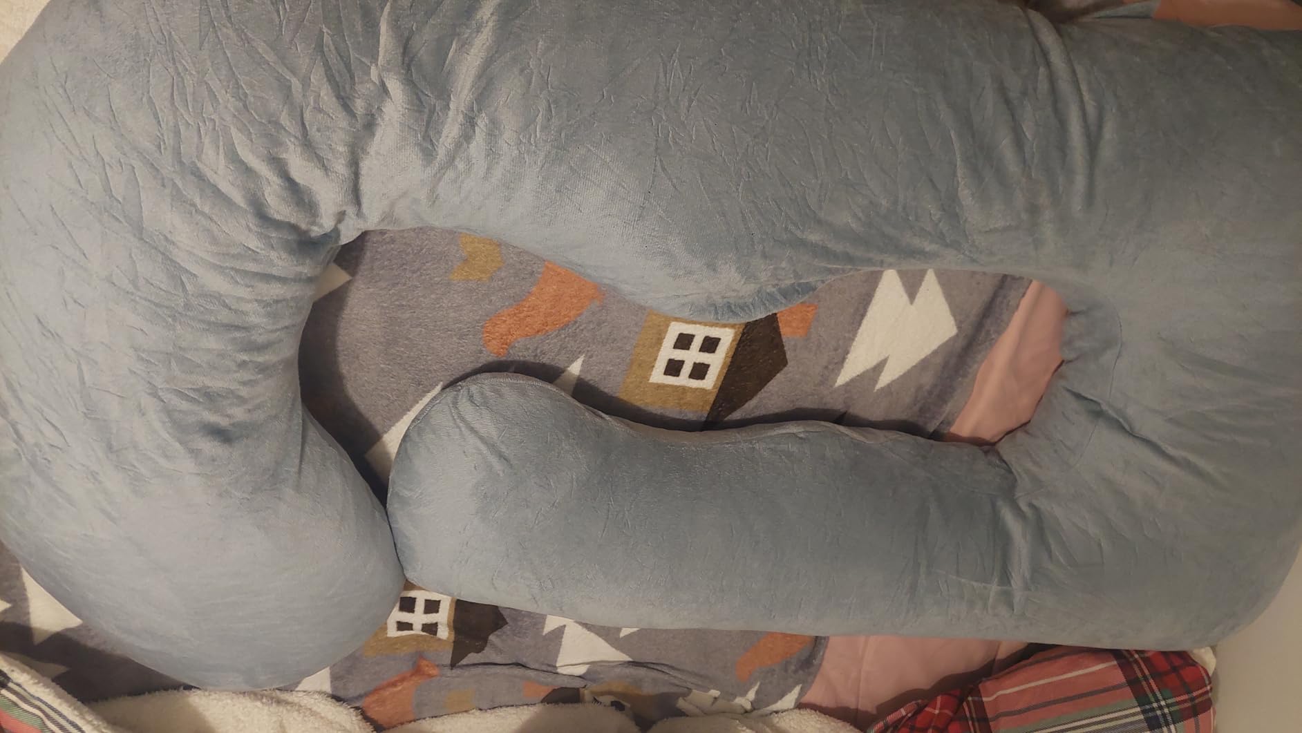 Chilling Home Pregnancy Pillow, U Shaped Full Body Maternity Pillow 58 inch, Pregnant Women Must Haves Pregnancy Pillows for Sleeping with Removable Cover customer photo 2