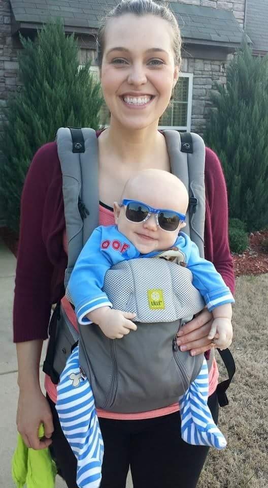 LÍLLÉbaby Complete All Seasons Ergonomic 6-in-1 Baby Carrier Infant to Toddler with Lumbar Support (7-45 Pounds), 360 Degree Baby Wearing & Multi-Position, Inward & Outward Facing (Charcoal & Silver) customer photo 2