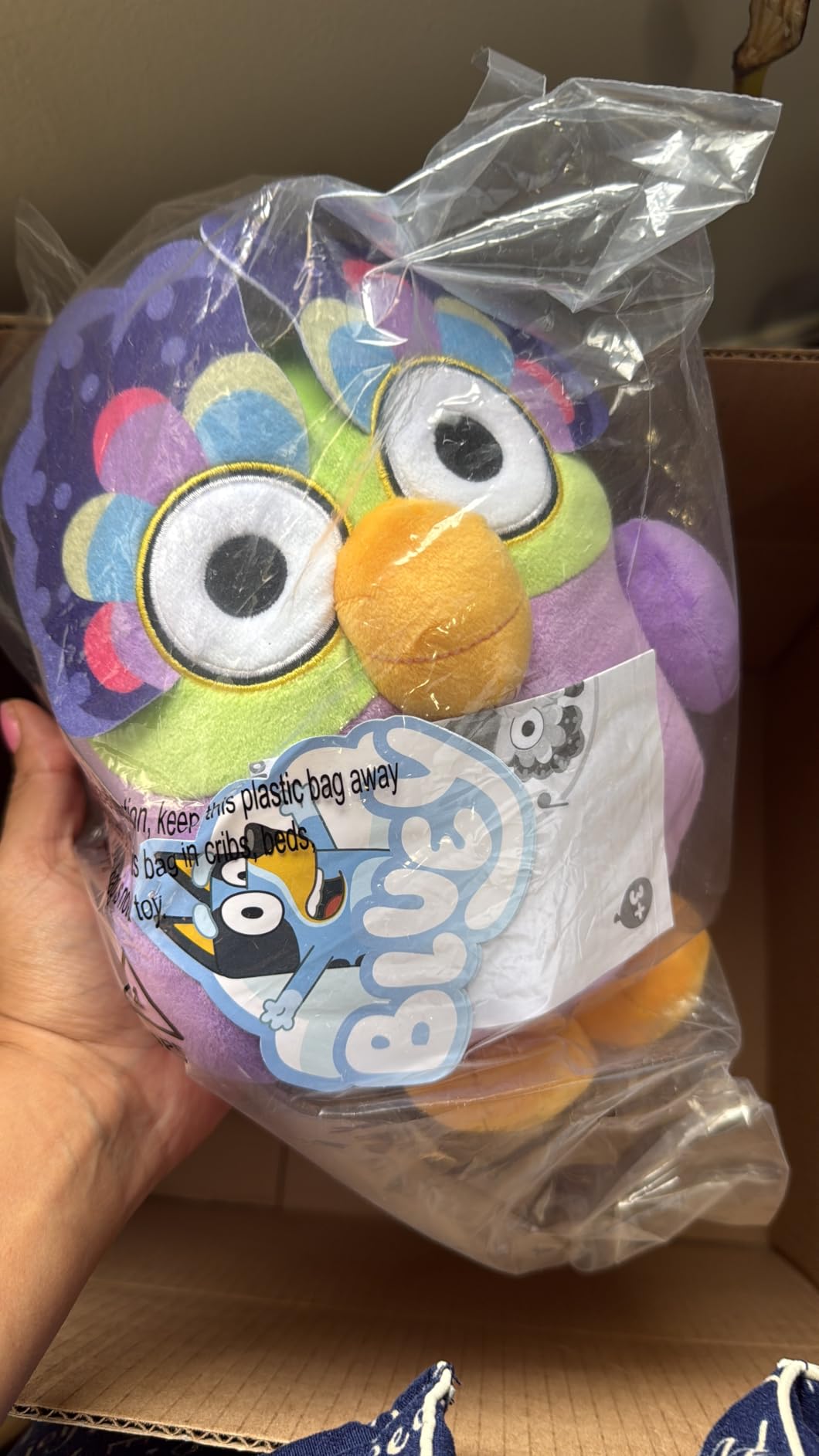 Bluey Goglow Pal Light Up Nightlight, 2-in-1 Interactive Snuggly Toddler Light, Soothing Night Light for Kids of Ages 2+ customer photo 2