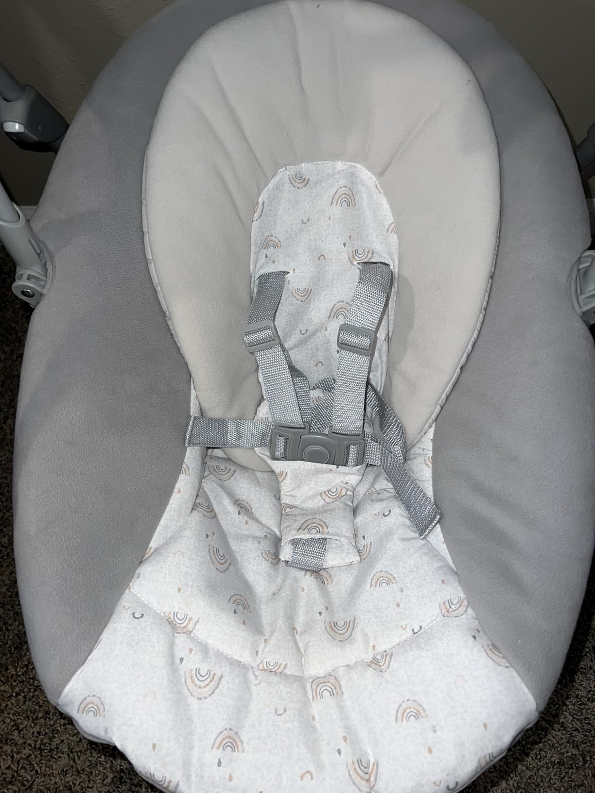 Graco Slim Spaces Compact Baby Swing, Space Saving Portable Bay Swing with Height Adjustable Legs and Soft Toys, Reign customer photo 1