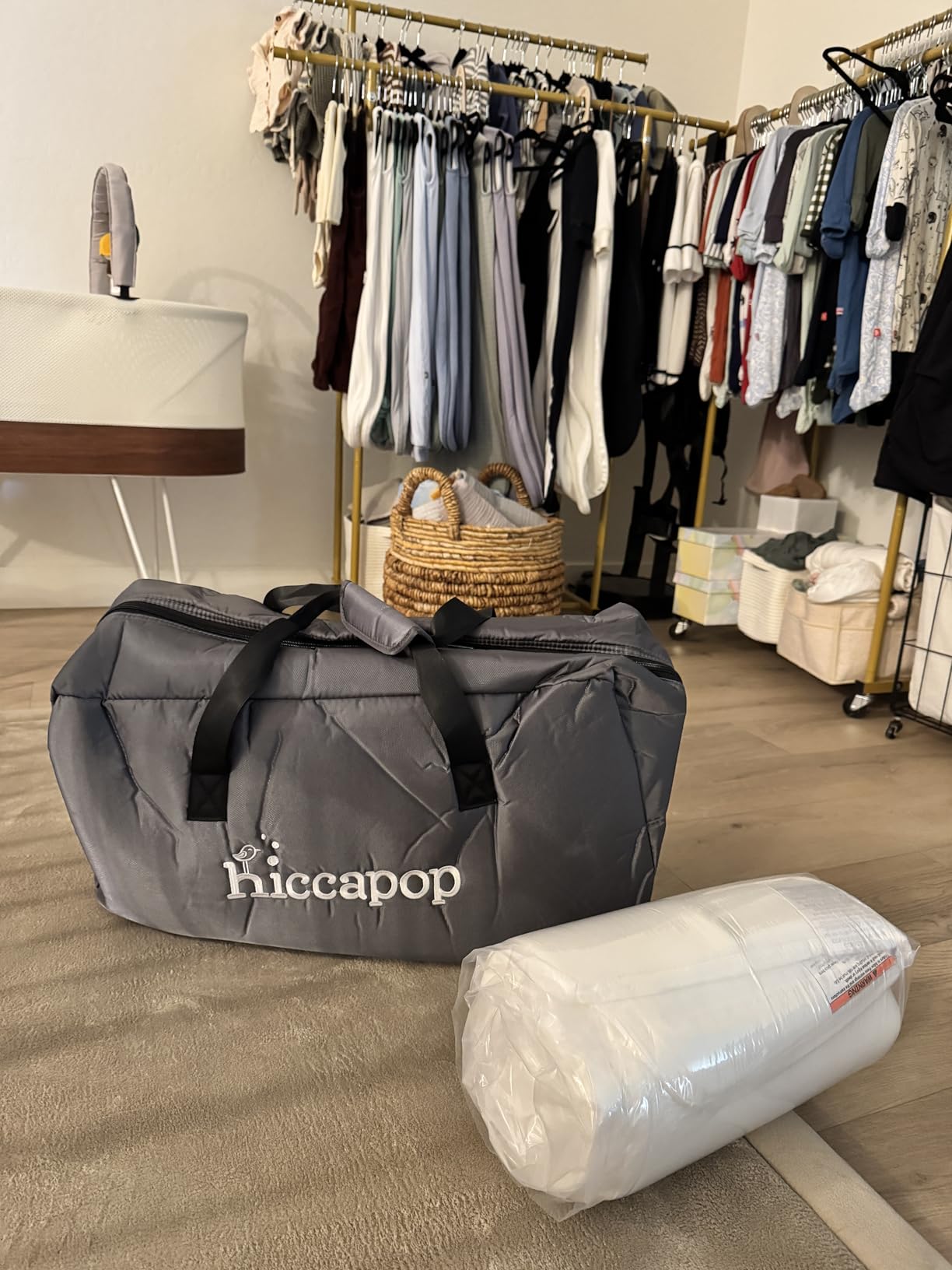 Hiccapop TravelPod Portable Crib for Baby, Lightweight, Foldable Travel Crib for Baby and Toddlers with Zippered Door, Waterproof Base & Carry Bag customer photo 1
