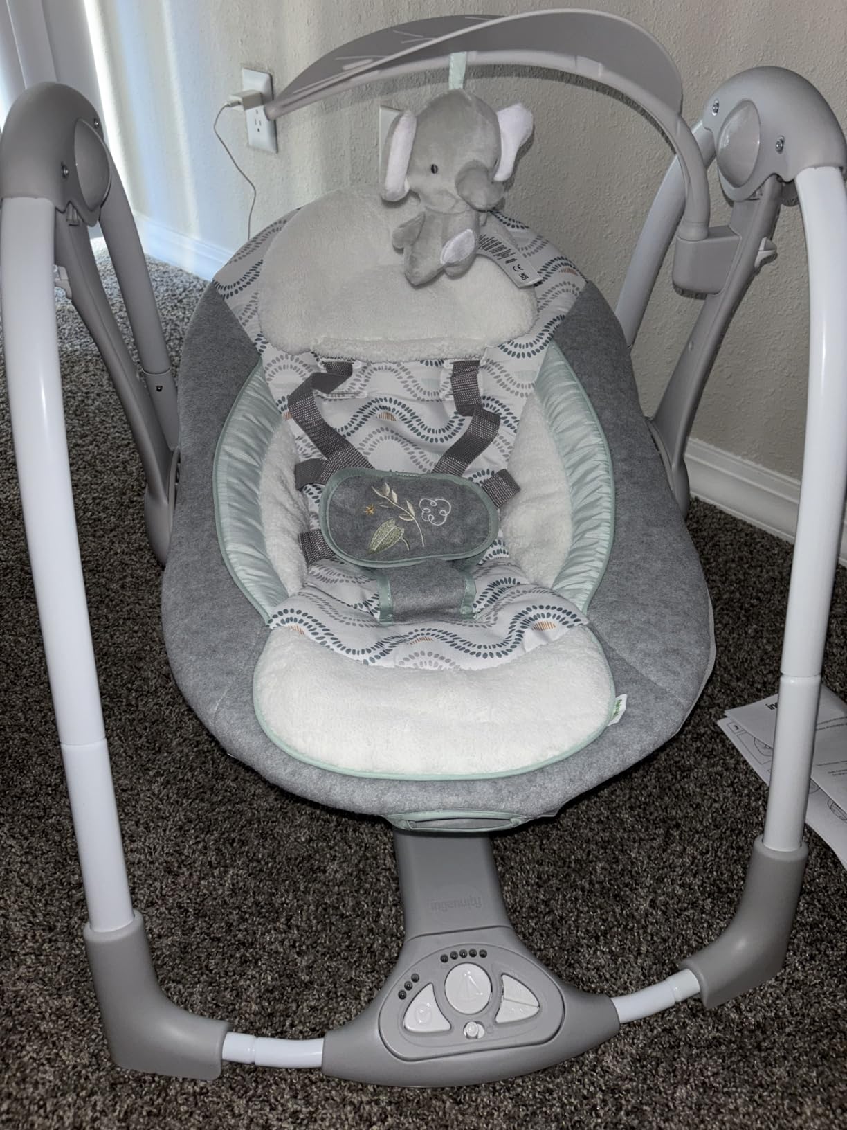 Ingenuity ConvertMe 2-in-1 Compact Portable Automatic Baby Swing & Infant Seat, Battery-Saving Vibrations, Nature Sounds, 0-9 Months 6-20 lbs (Swell) customer photo 1