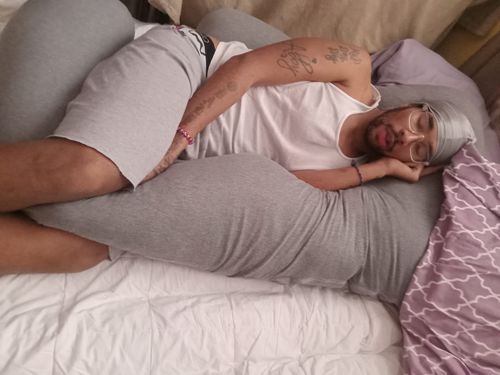 BATTOP Pregnancy Pillows for Sleeping, Pregnancy Must Haves Maternity Body Pillow with Cooling Washable Cover, New Mom Gifts for Women, Support for Back, Hips, Legs, Belly for Pregnant Women (Dark Grey) customer photo 2