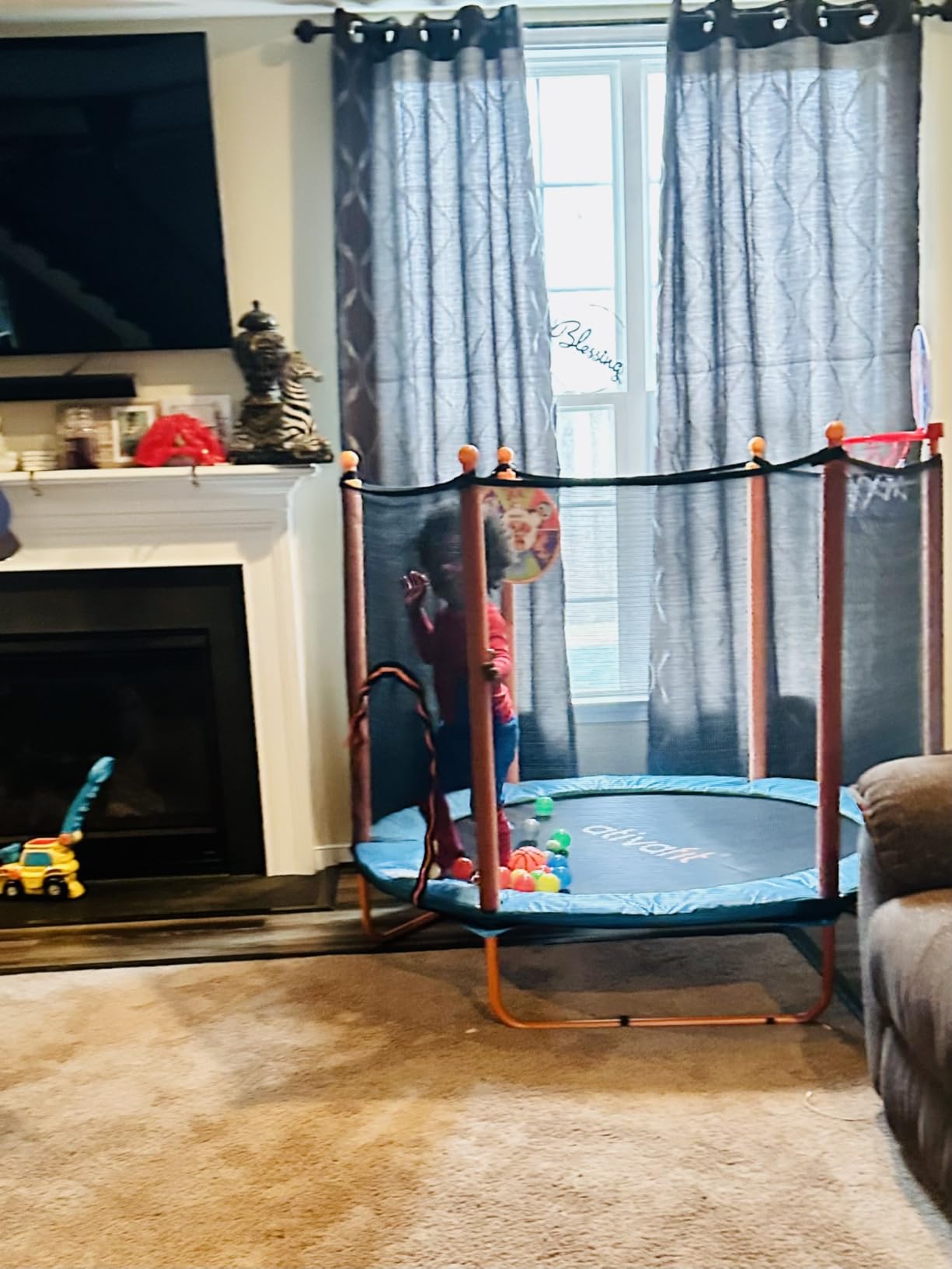 Ativafit 60'' Rebounder Trampoline Indoor Outdoor for Kids Ages 1-8, 5 FT Recreational Toddler Trampoline with Safety Enclosure Net Gifts with Basketball Hoop Dartboard Ocean Ball customer photo 2