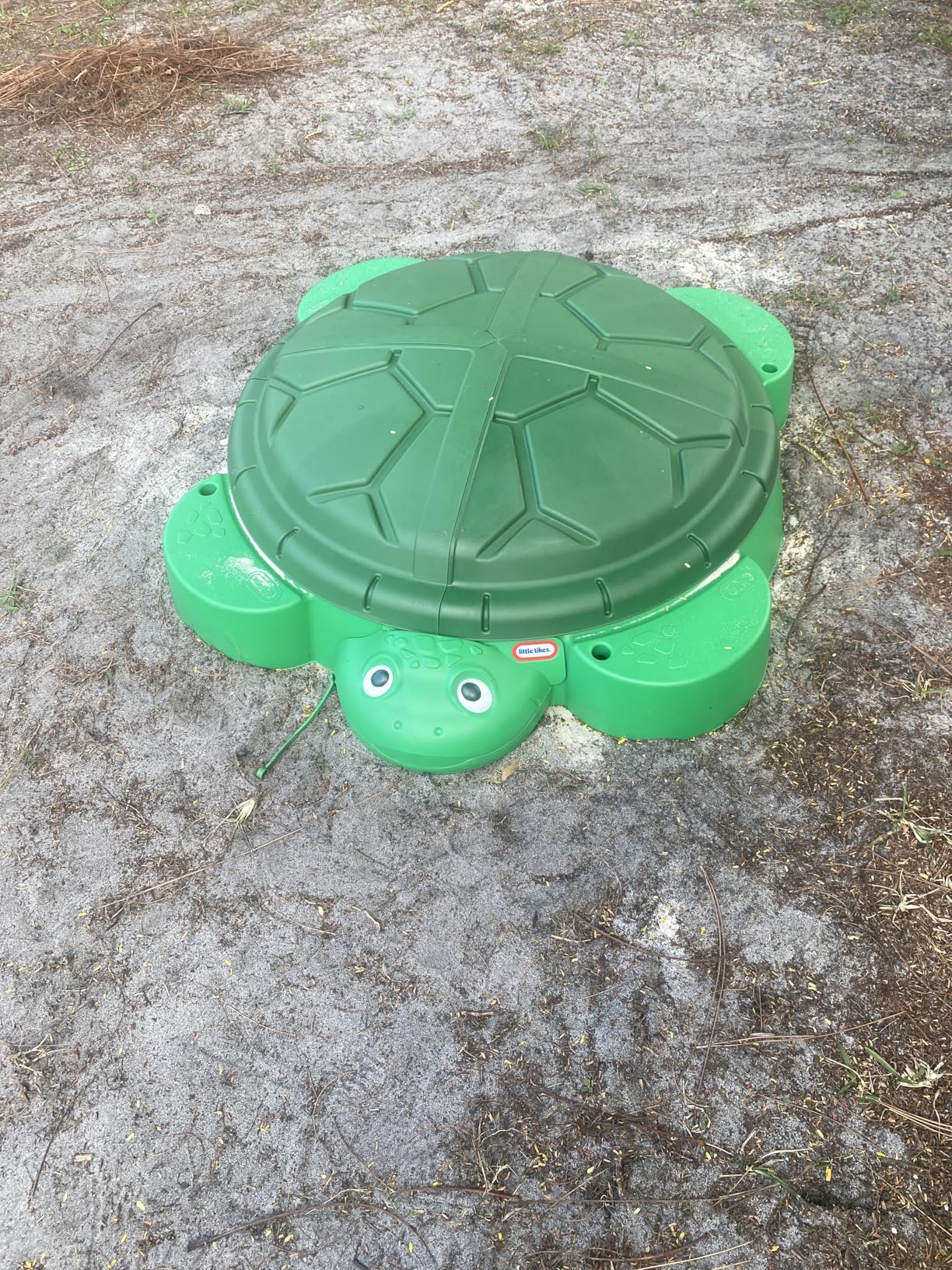 Little Tikes Turtle Sandbox, for Boys and Girls Ages 1-6 Years customer photo 1