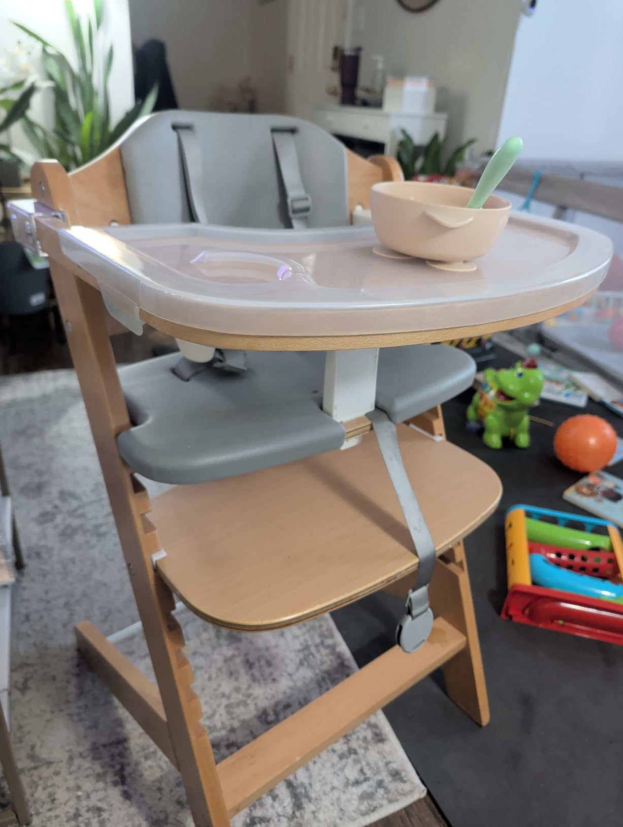 Cowiewie 3-in-1 Convertible Natural Wooden High Chair for Babies & Toddlers 3-Tier Remove & 2 Adjustable Wood Tray & 8 Levels Adjustable, 2 Waterproof Cozy Cushions Grey customer photo 1