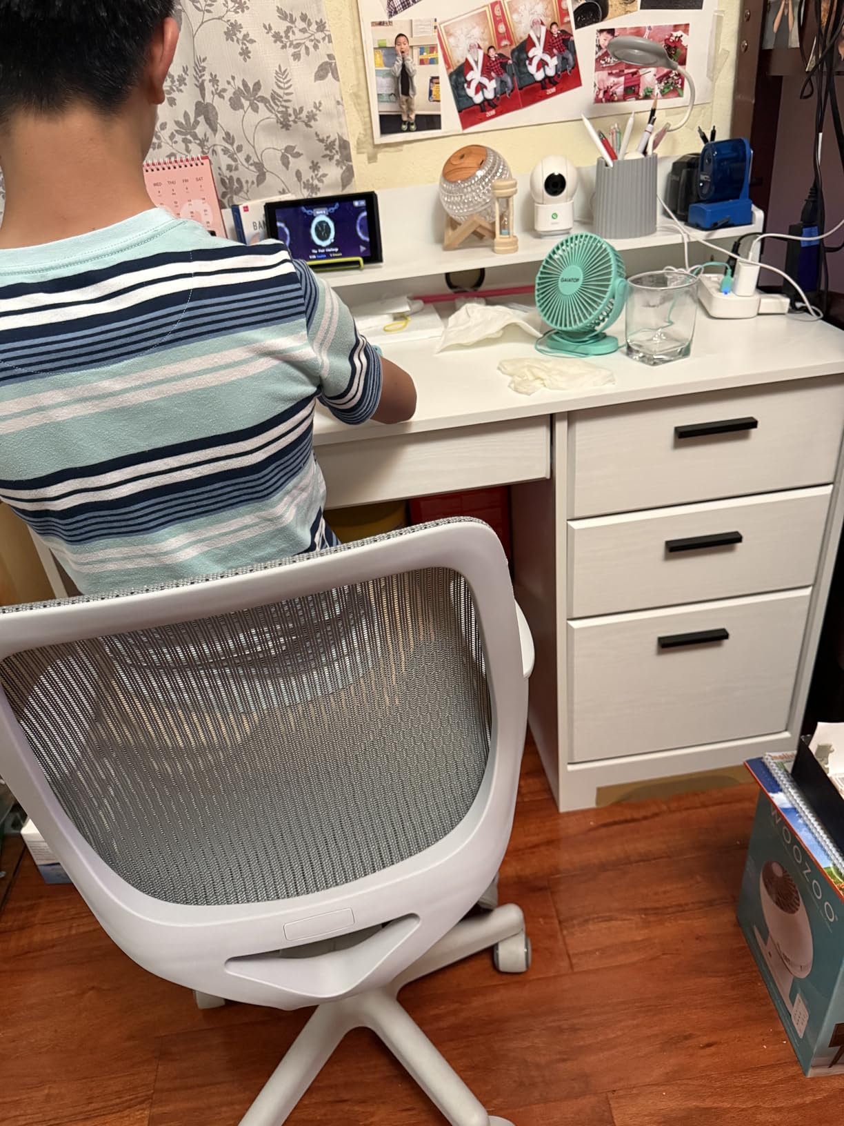 Costzon Kids Desk Chair, Height Adjustable Children Study Computer Chair with Armrests, Sit-Brake Casters, Swivel Mesh Task Chair for Boys Girls Teens Students, Kids Chair for Home, Office, School customer photo 2