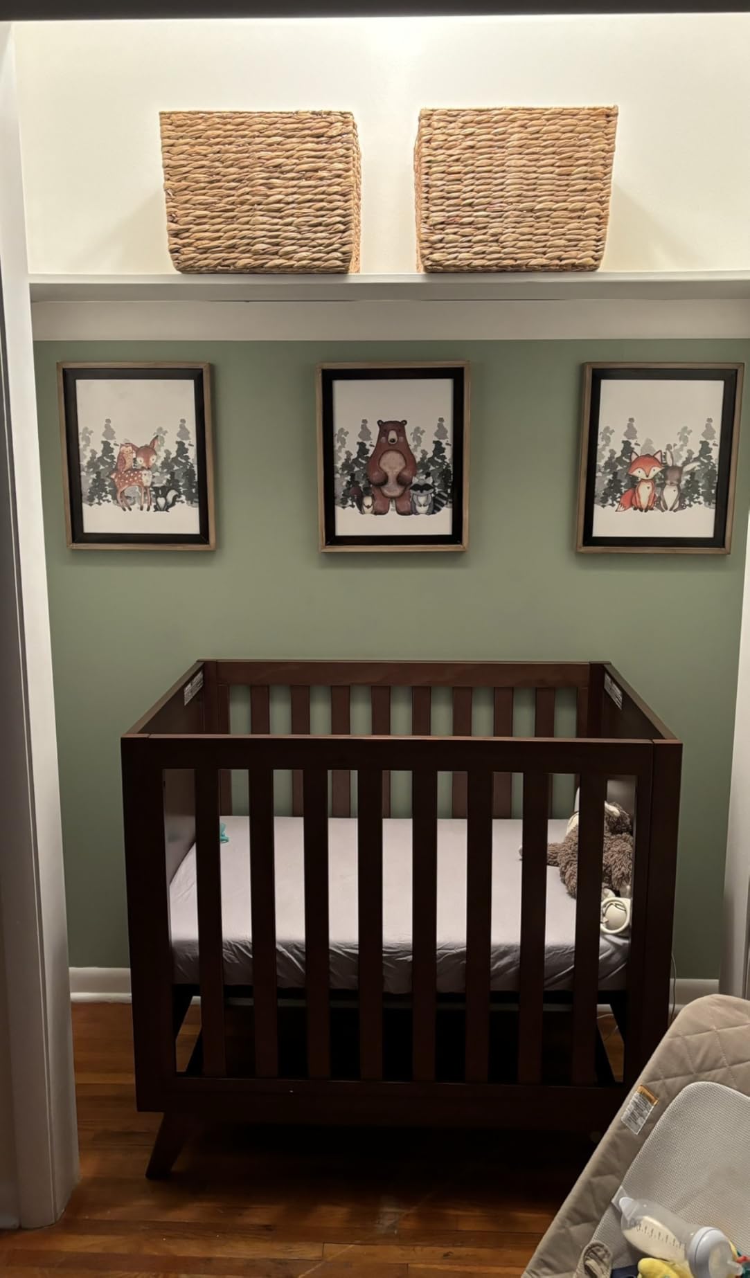 Davinci Otto 3-in-1 Mini Baby Crib with 4 Inch Mattress Included - GREENGUARD Gold Certified - Baby Crib Convertible to Toddler Bed & Daybed - 4 Adjustable Heights - Easy to Assemble - Honey customer photo 1