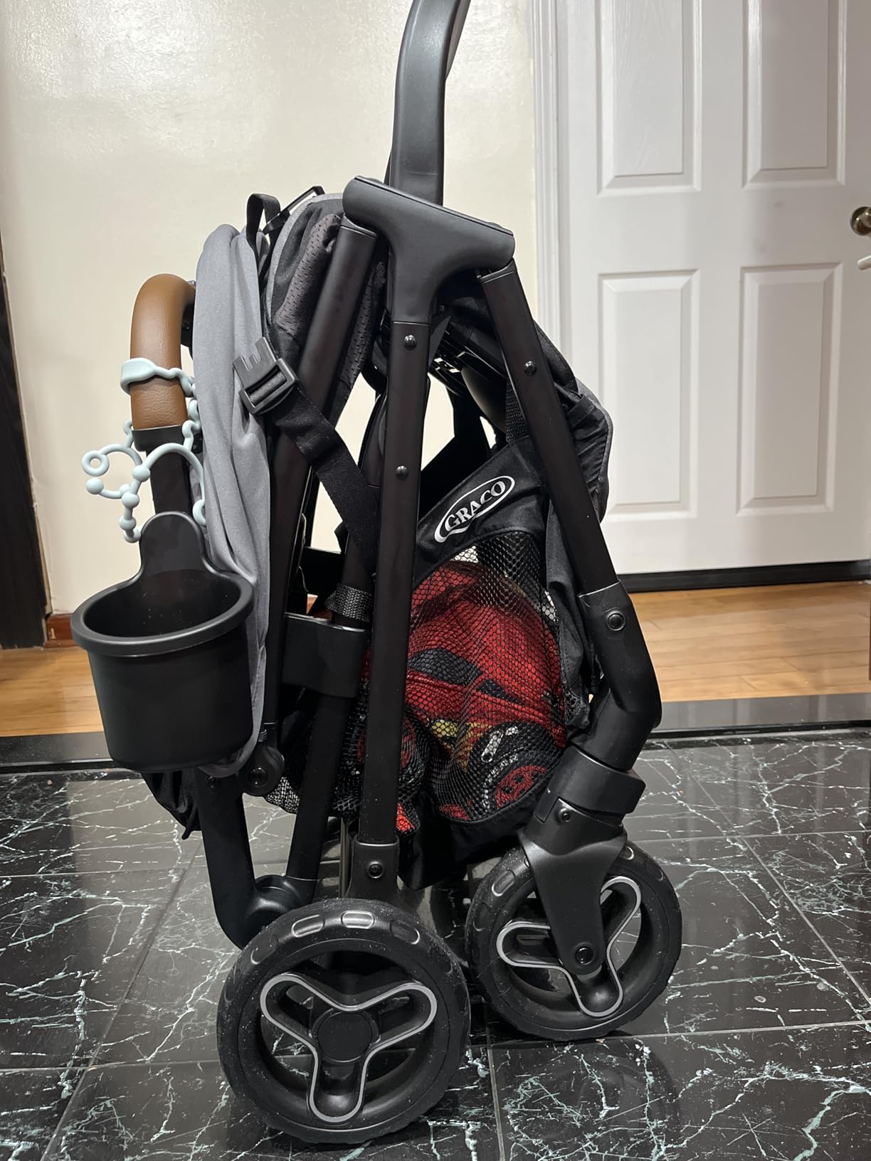 Graco Ready2Jet Compact Stroller - Overhead Friendly Compact Travel Stroller with Automatic Fold, Kingston customer photo 2