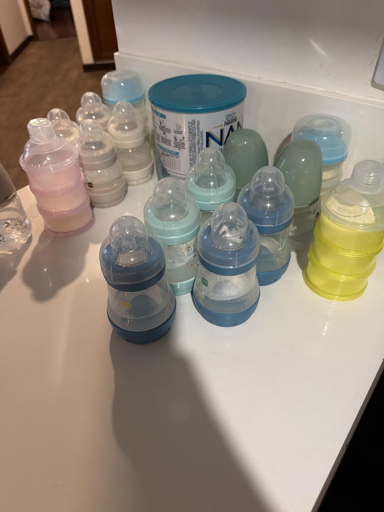 MAM 4.5oz Easy Start Anti-Colic Wide Neck Vented Baby Bottle, Extra Slow Flow Breastfeeding-Like Silicone Nipple, 0+ Months, Made in Europe customer photo 2