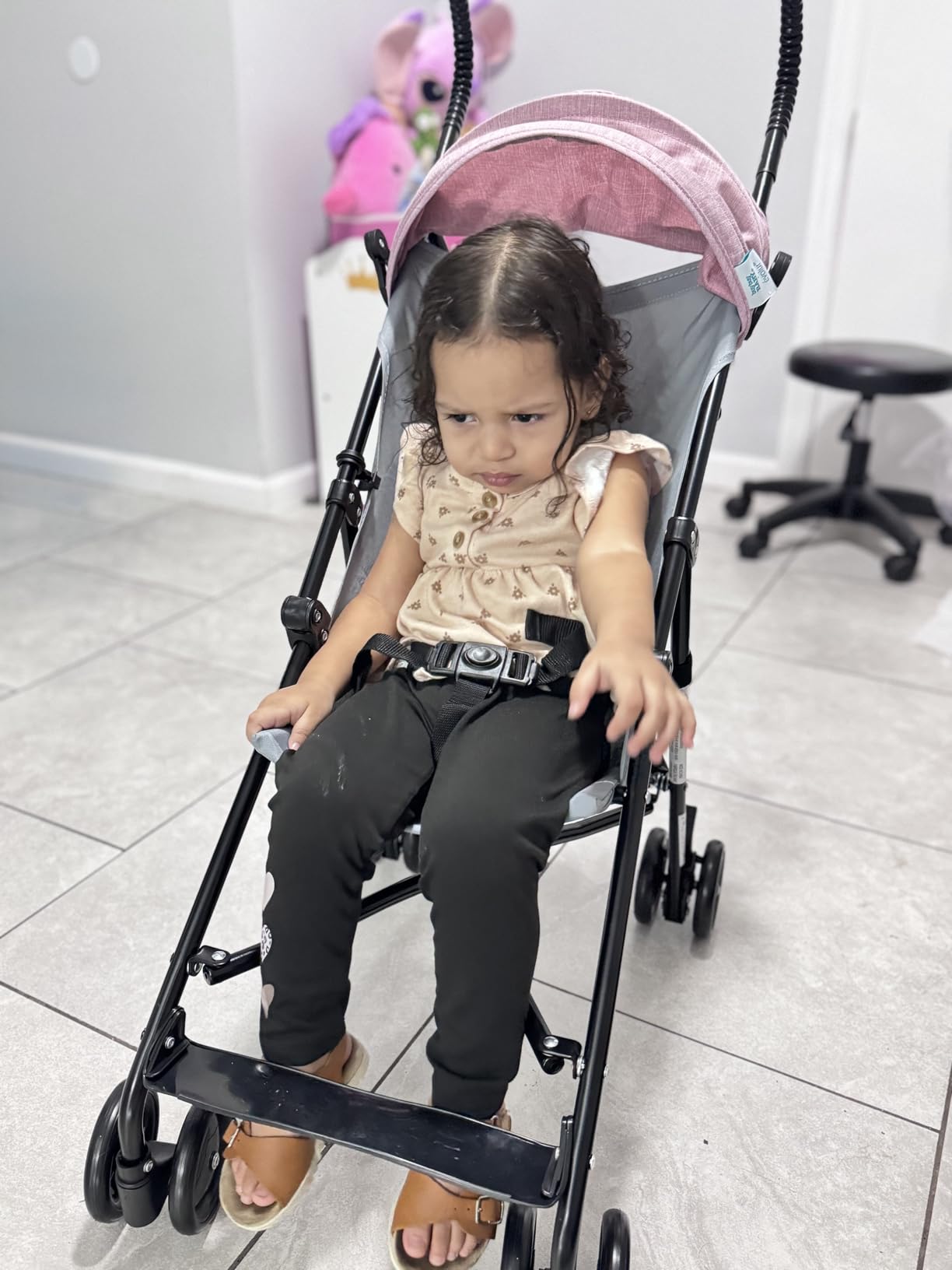 Dream On Me Aero Travel Umbrella Stroller, One-Hand Quick Fold, 3-Point Safety Harness, Dual Brakes, Adjustable Removable Canopy, Lightweight Compact & Space-Saving for Infants and Toddlers - Black customer photo 2