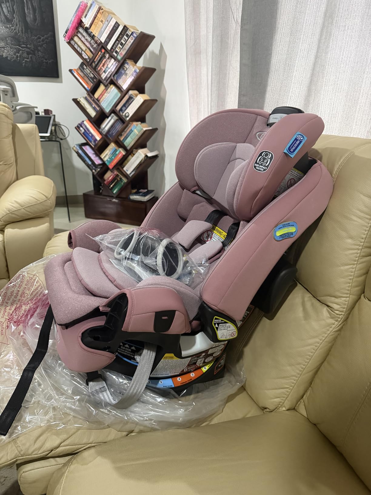 Graco 4Ever DLX 4-in-1 Car Seat, Charlie | Infant to Toddler Car Seat, with 10 Years of Use | Rear-Facing, Forward-Facing and Booster Modes customer photo 1