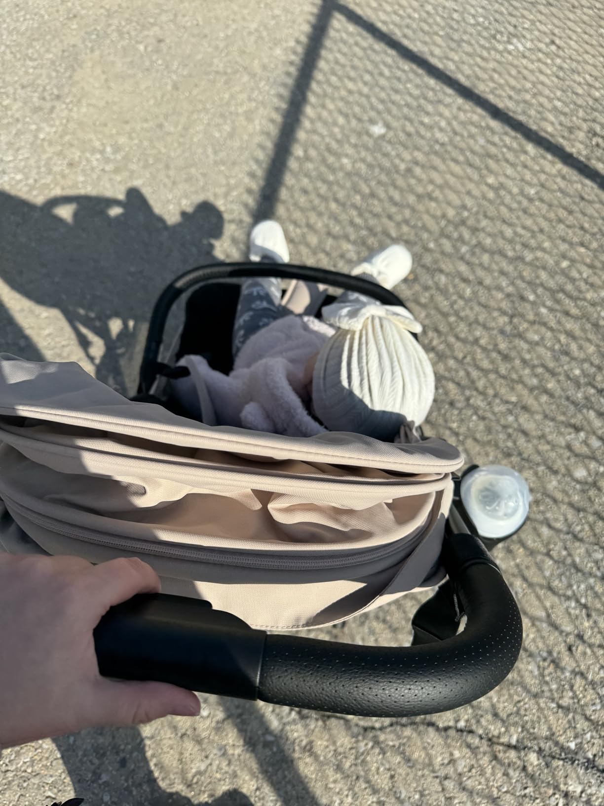 Mompush Velo Lightweight Travel Stroller, Compact & Airplane-Friendly for Baby and Toddler, Lie-Flat Seat, One-Hand Fold, with Leather Bumper Bar customer photo 1