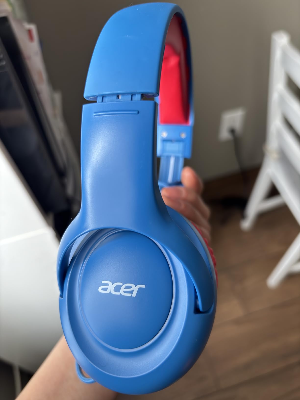 Acer Kids Headphones - Over-Ear 85/94dB Volume Limiter, 3.5mm Jack Foldable Stereo Sound Headset for Toddlers Girls Boy Travel Learning customer photo 2