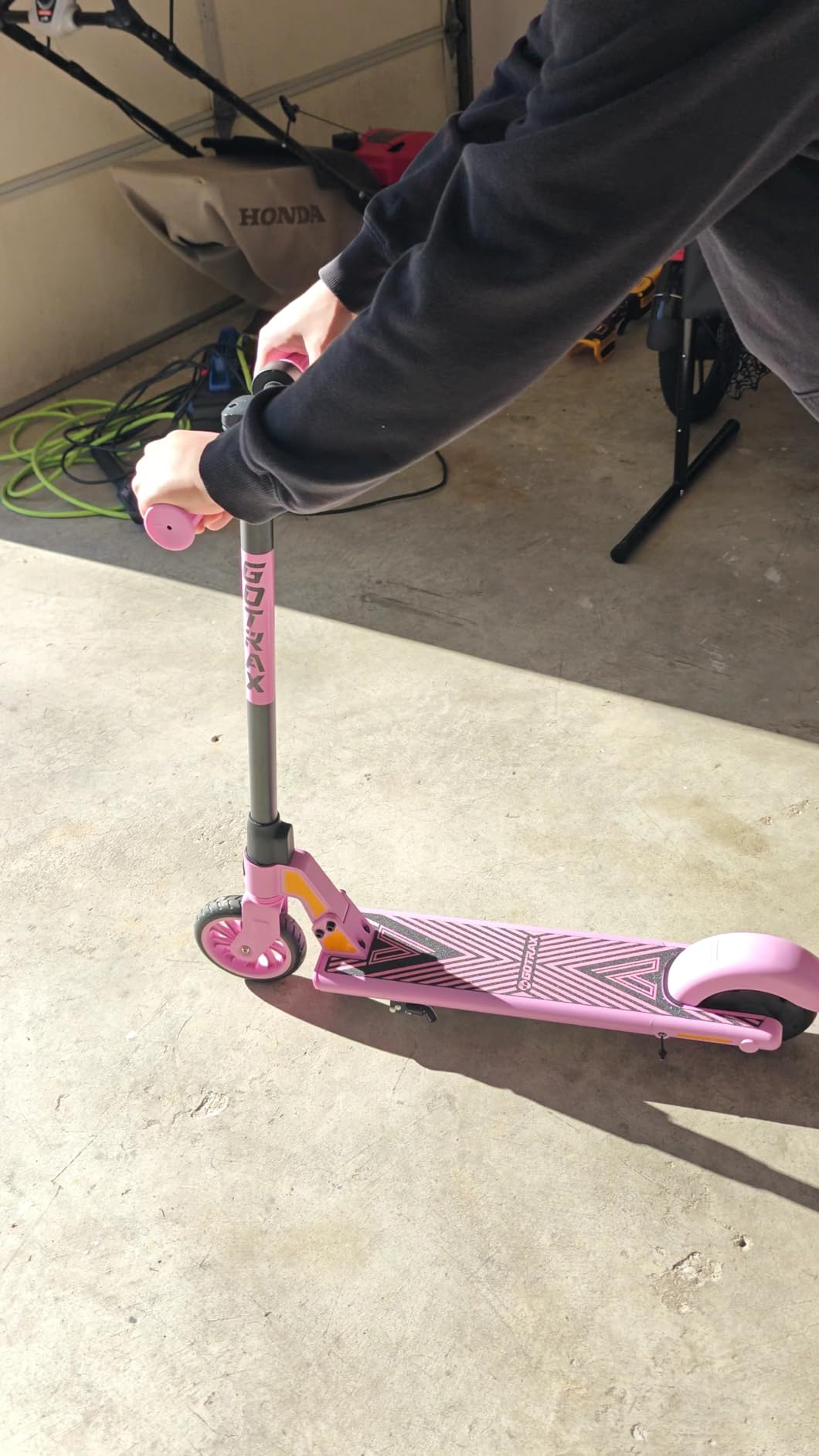 Gotrax GKS Mini Electric Scooter for Kids 6-12, Max 3.75 Miles & 7.5 Mph by 150W Motor, 6'' Wheel, Thumb Control Easy to Ride & Assemble customer photo 1