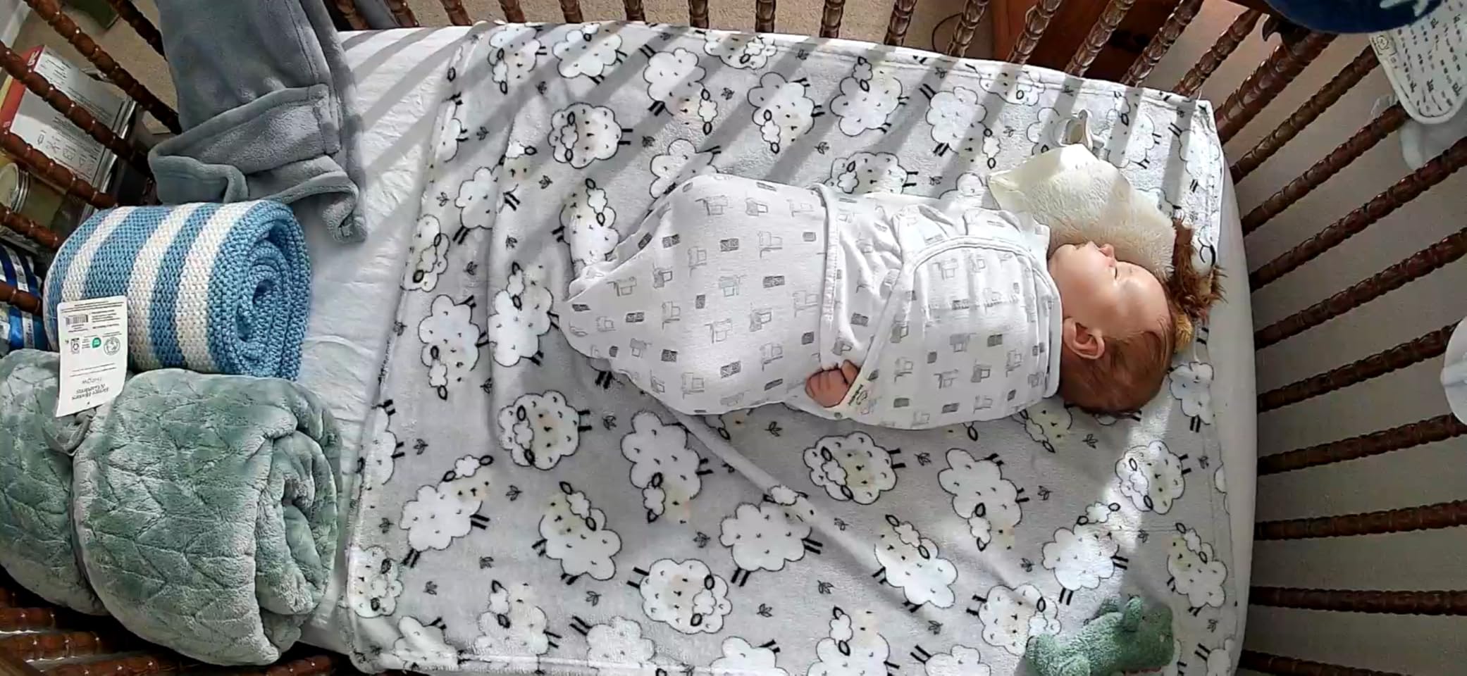 Owlet Dream Sight (Gen 3) Smart Video Baby Monitor | 2K HD Camera w/Night Vision | Detects Crying, Motion & Temperature | Customizable Alerts | Two-Way Talk | Secure Wi-fi customer photo 2