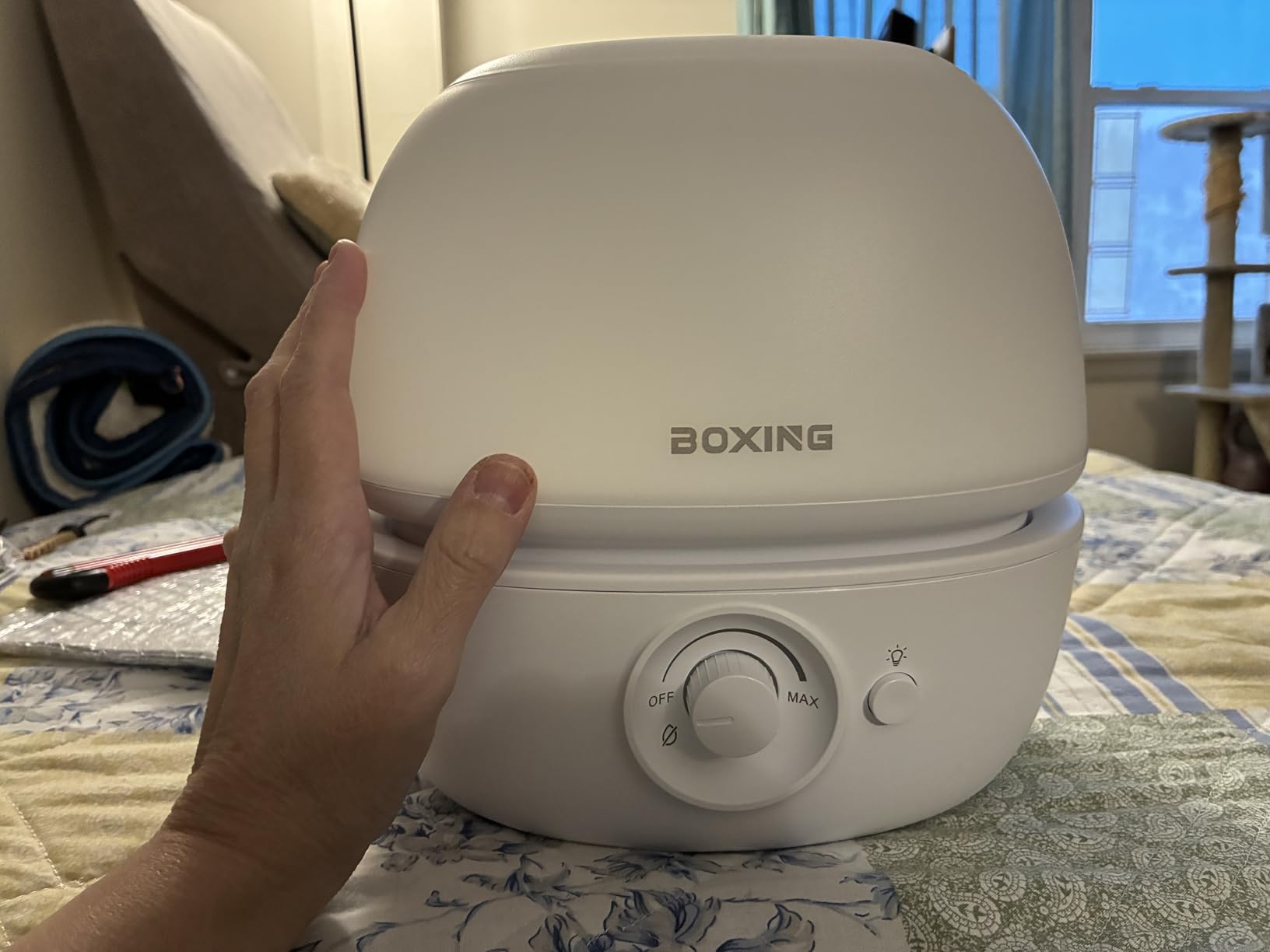 BOXING 3L Cool Mist Humidifier, Ultra Quiet 20dB for Bedroom, Baby & Office, Top Fill Air Humidifier for Home Office & Indoor Plants, 30H Runtime, Essential Oil Tray, Night Light, BPA-Free, White customer photo 1