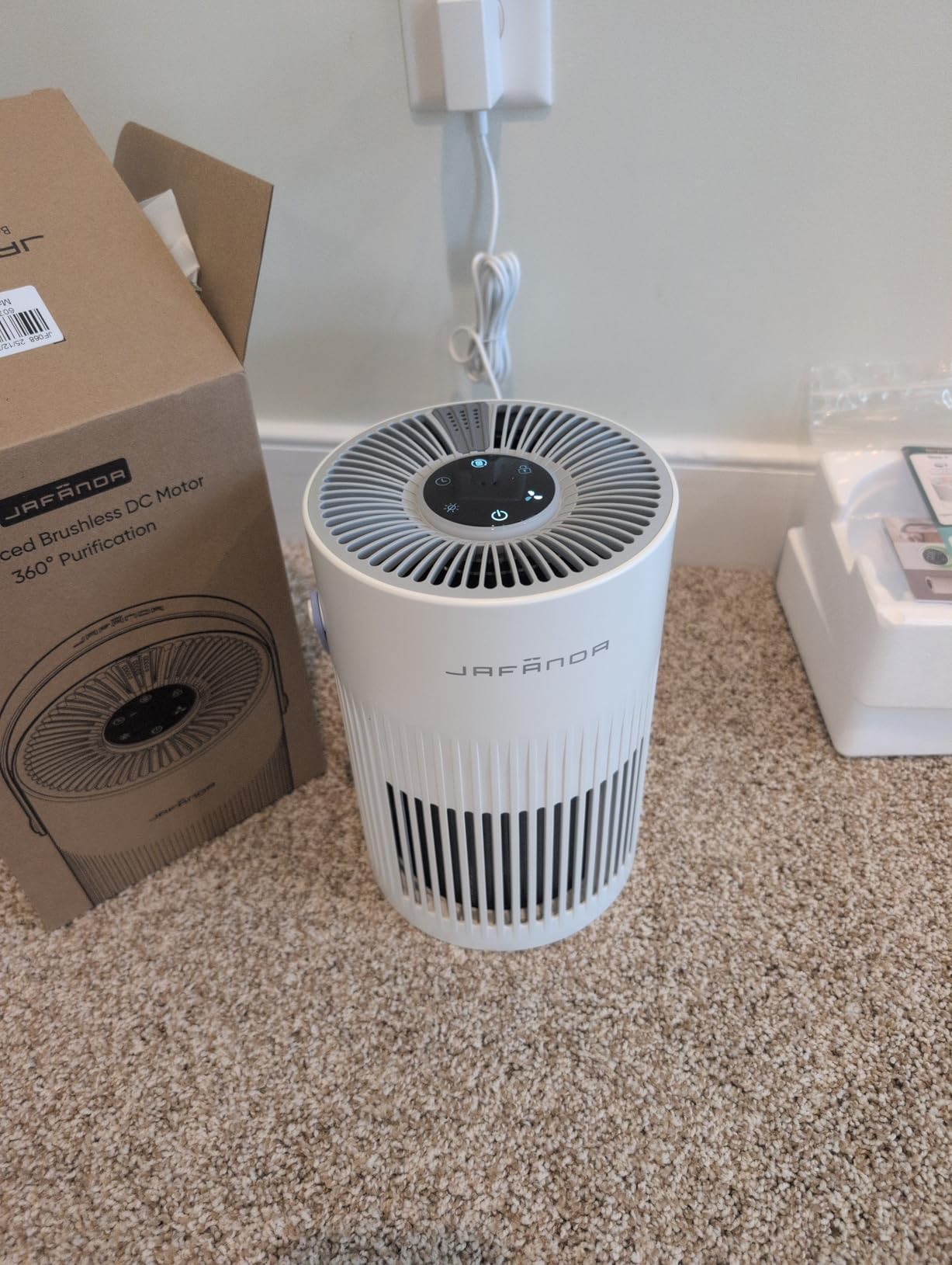 Jafända Air Purifers for Home, Hepa Air Purifier for Bedroom, Air Cleaner for Pet Dander, Quiet Sleep Mode, Portable Air Purifier for Office, Odor, Dust, Smoke (White) customer photo 2