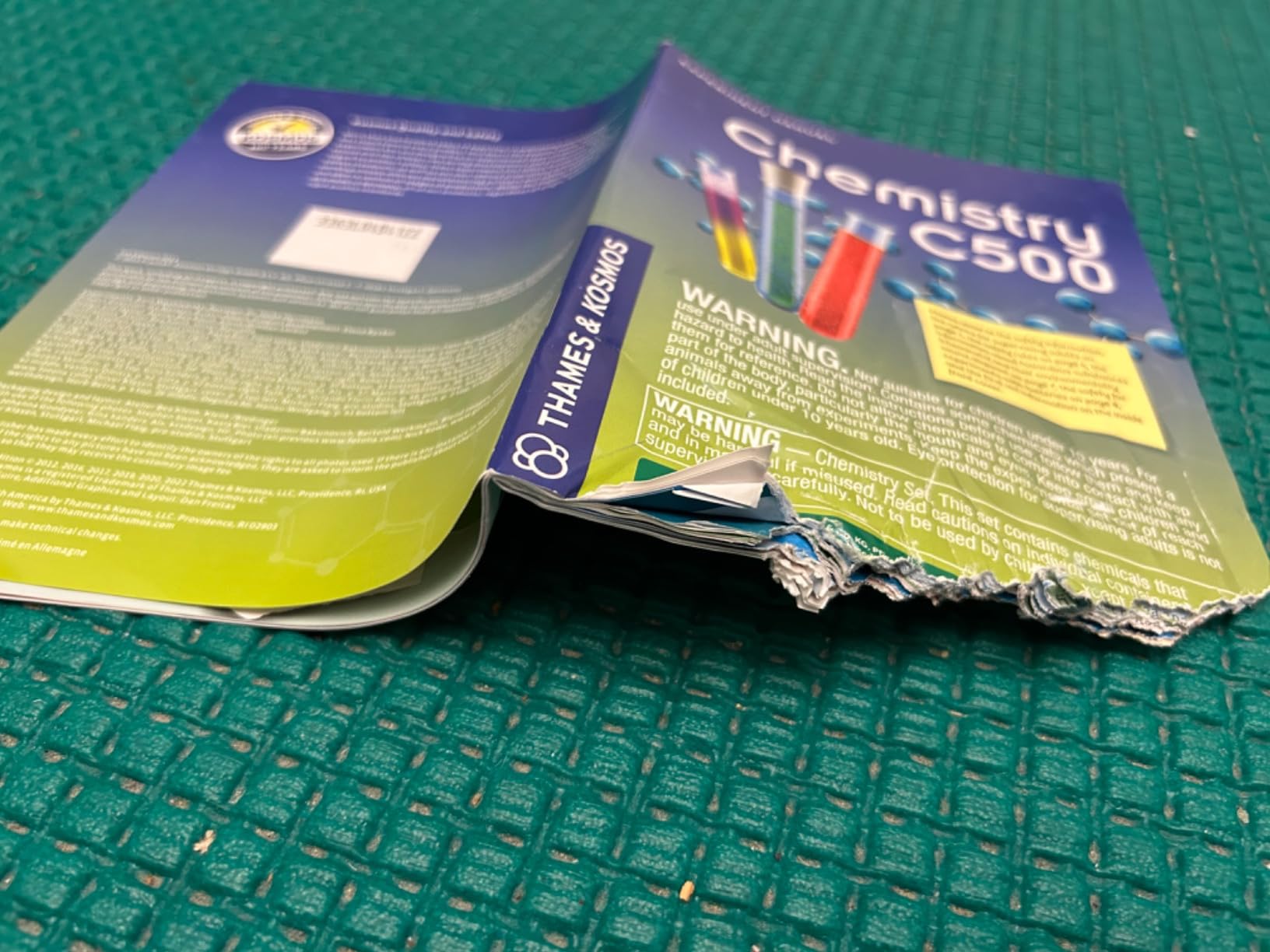 Thames & Kosmos Chemistry Chem C500 Science Kit with 28 Guided Experiments 48 Page Science Guide Parents' Choice Silver Award Winner customer photo 2
