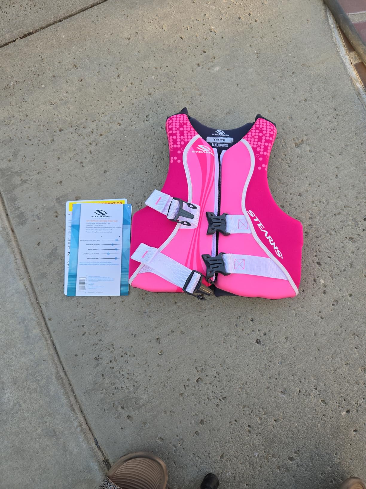 Stearns Kids Hydrooprene Life Vest, USCG Approved Type III Life Vest for Kids Weighing 50-90lbs, Great for Pool, Beach, Boat, & More customer photo 1