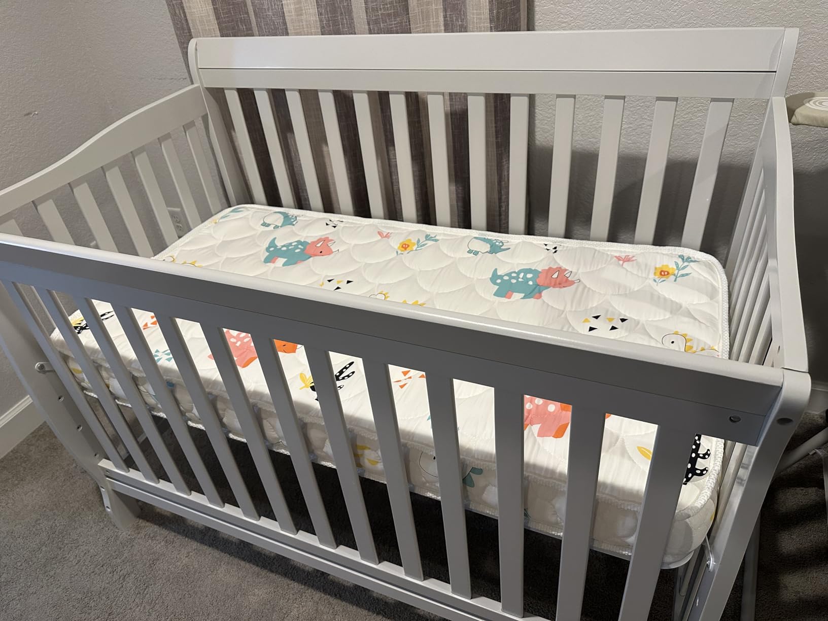 Dream On Me Ashton 4-In-1 Convertible Crib In Natural, Greenguard Gold, JPMA Certified, Non-Toxic Finishes, Features 4 Mattress Height Settings, Made Of Solid Pinewood customer photo 1