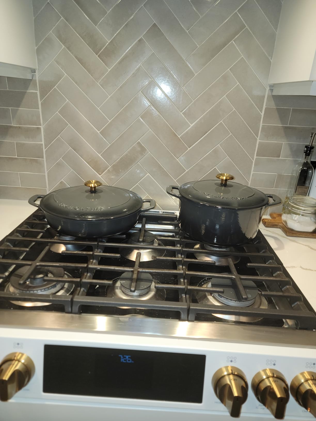 Tramontina Enameled Cast Iron Oval Dutch Oven Pot with Lid, Large 5.5-quart, Blue customer photo 1