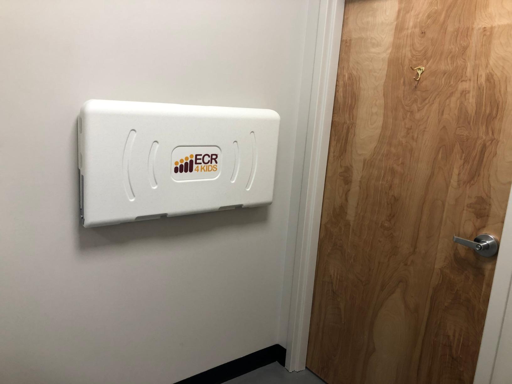 ECR4Kids Horizontal Wall-Mounted Changing Station, Baby Changer, White Granite customer photo 2