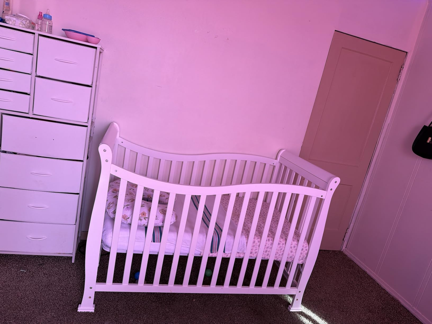 Dream On Me Violet 7-in-1 Convertible Full-Size Baby Crib with Toddler, Day & Full Bed Conversion in White, GreenGuard Gold & BSA, 3 Mattress Heights, Sustainable Pinewood customer photo 1