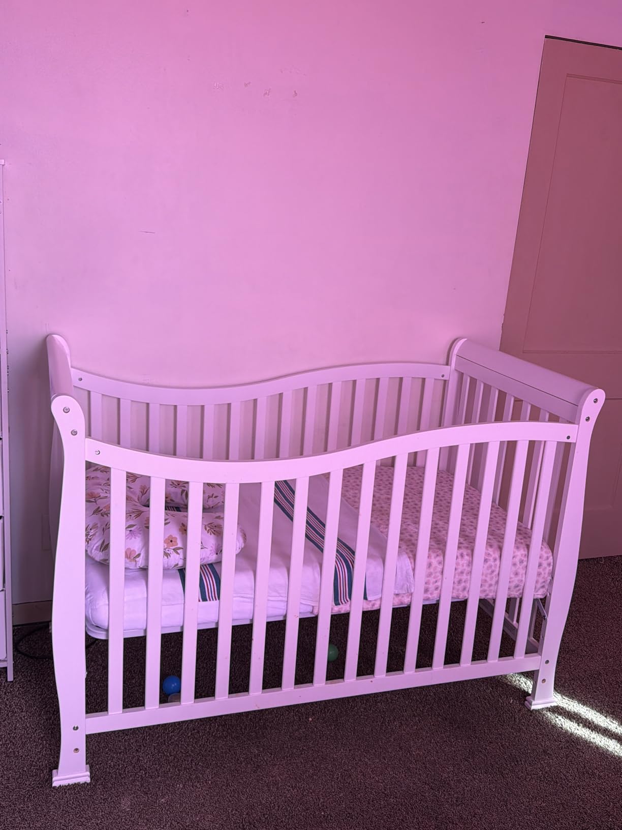 Dream On Me Violet 7-in-1 Convertible Full-Size Baby Crib with Toddler, Day & Full Bed Conversion in White, GreenGuard Gold & BSA, 3 Mattress Heights, Sustainable Pinewood customer photo 2