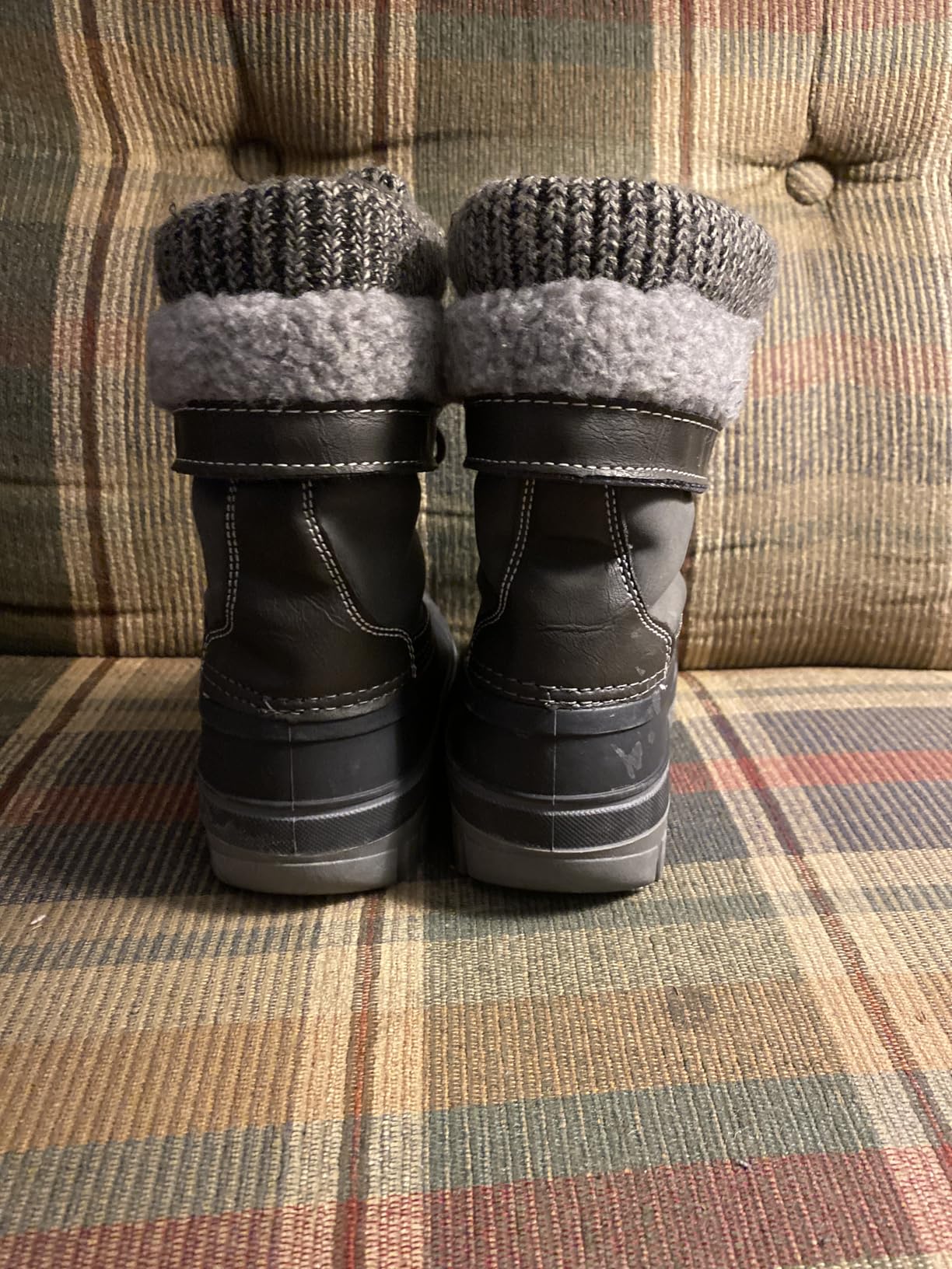 Boys Girls Snow Boots Water-Resistant Outdoor Warm Cozy Anti-Slip Mid Calf Faux Fur Lining Insulated Winter Shoes for Little/Big Kids customer photo 1