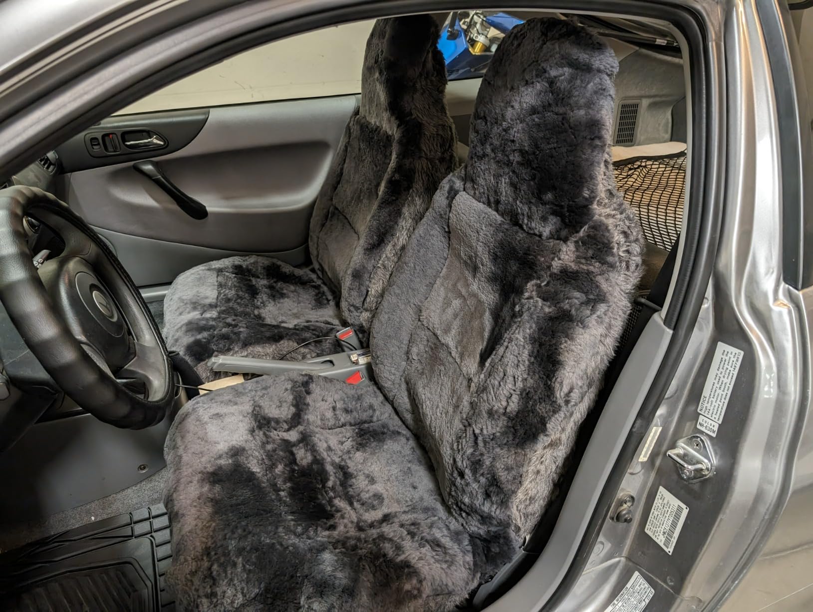 Eurow Australian Merino Sheepskin Car Seat Cover, Plush Universal Fit for Most Vehicles, Summer Cool & Winter Warm, Side Airbag Safe, Easy Installation, 56 x 23 Inches, Single Seat, Gray customer photo 1