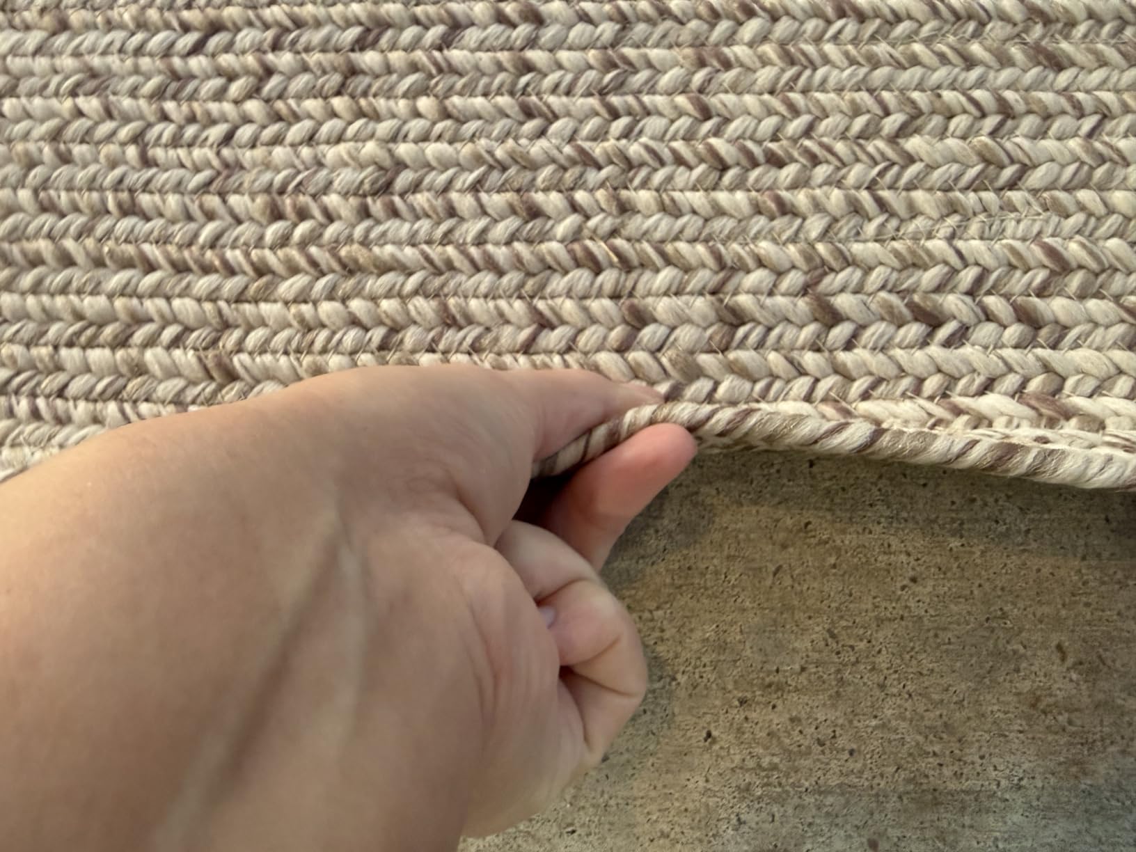 nuLOOM 4' x 6' Solid Hand Braided Indoor/Outdoor Area Rug, Pet-Friendly, High Traffic, Weather Resistant, for Patio, Balcony, Bedroom, Living Room, Dining Room, Wynn Salt And Pepper customer photo 1