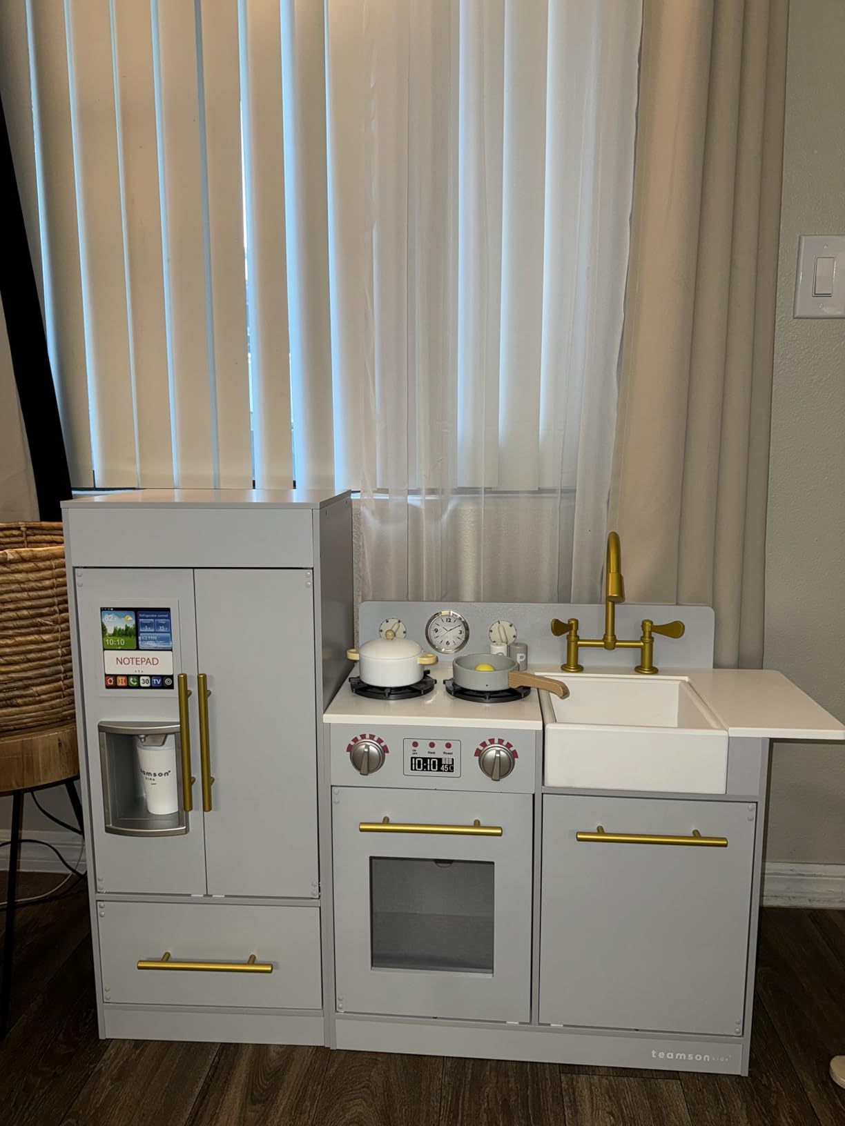 Teamson Kids Little Chef Charlotte Modern Modular Interactive Wooden Play Kitchen with Refrigerator, Stove and Sink in Gray with Gold Accents customer photo 2