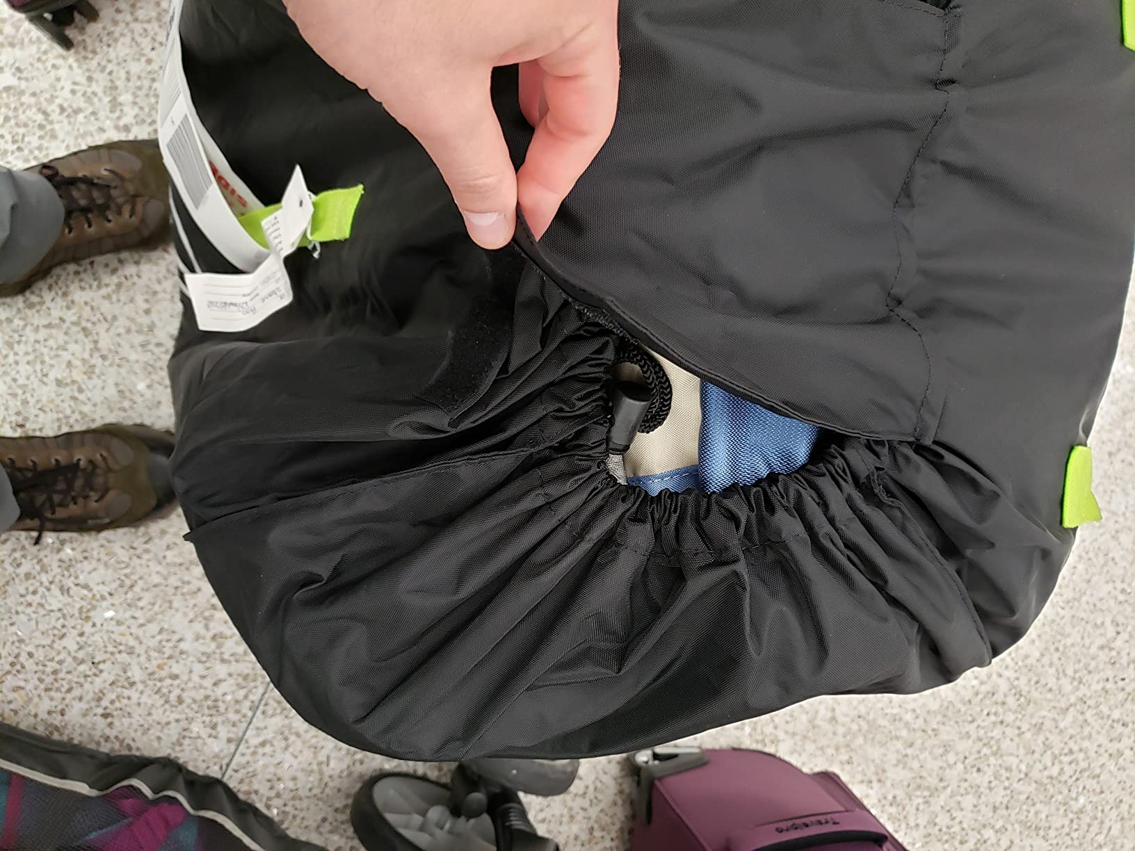 V VOLKGO Car Seat Travel Bag For Airplane with Backpack Straps, Gate Check Bag, Car Seat Bags for Air Travel Carseat Travel Cover, Carseat Travel Bag Cover for Airplane Travel customer photo 1