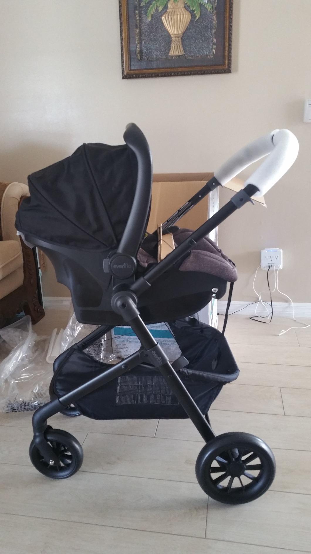 Evenflo Pivot Modular Travel System with SafeMax Car Seat customer photo 1