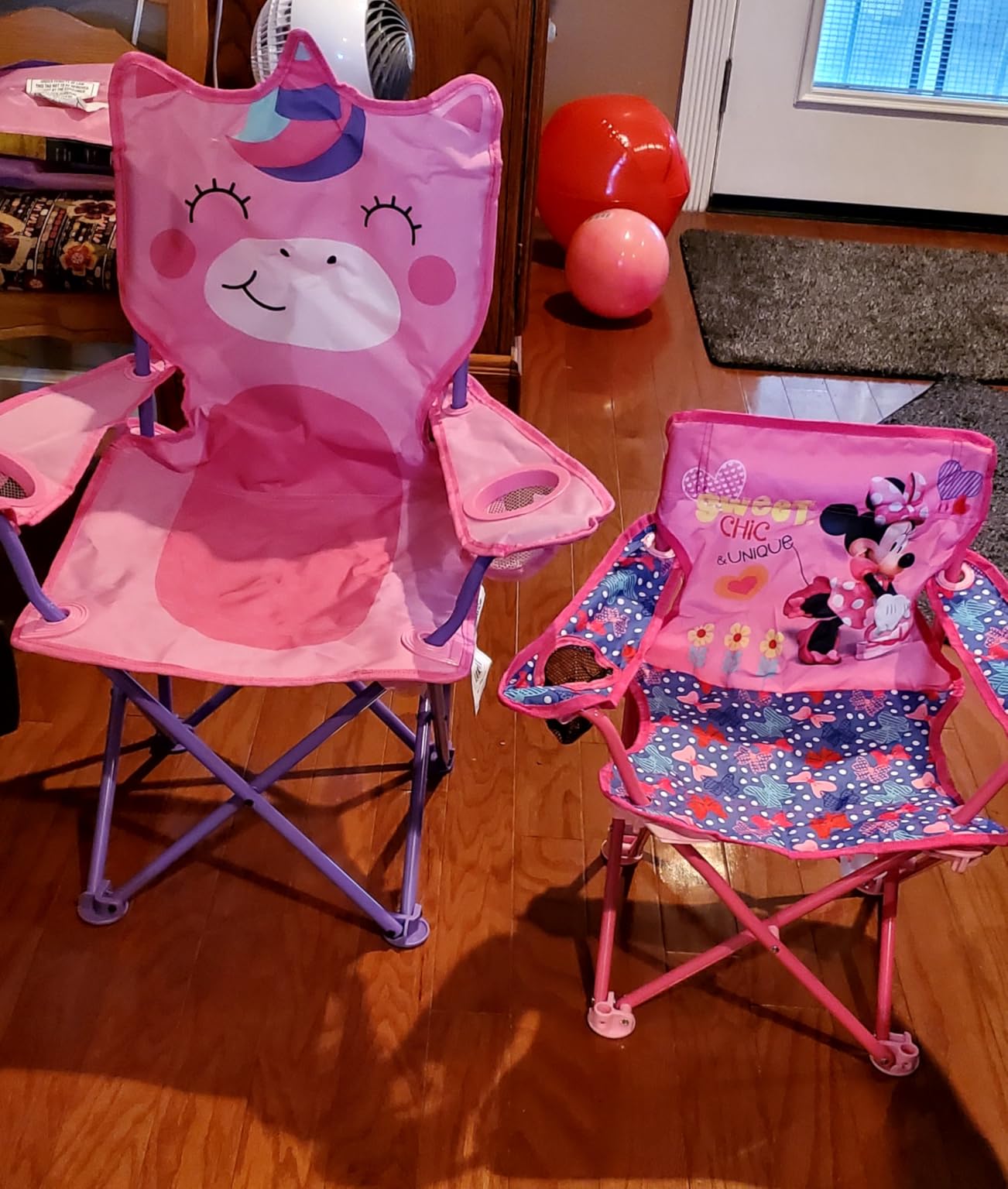 JAKKS Pacific Minnie Camp Chair for Kids, Portable Camping Fold N Go Chair with Carry Bag, Minnie - Bows customer photo 1