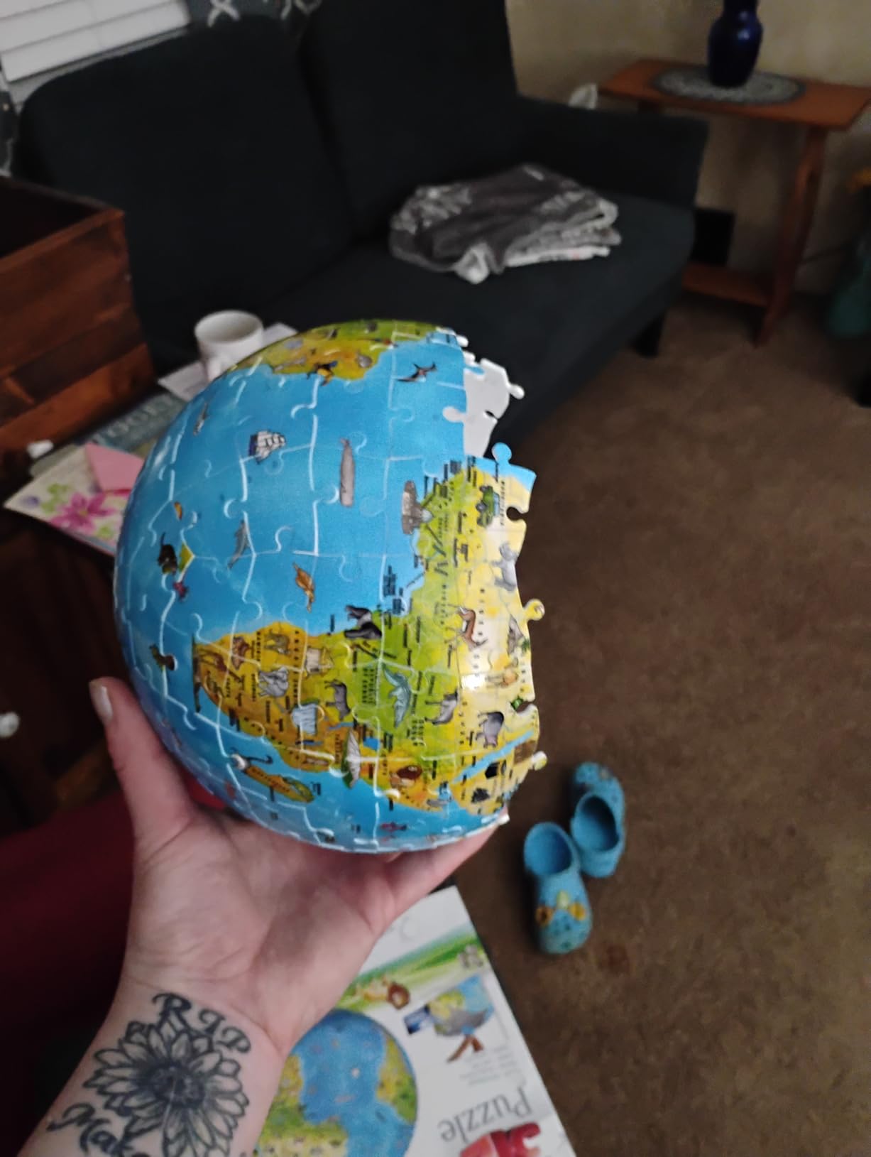 Ravensburger Children's World Globe 180 Piece 3D Jigsaw Puzzle customer photo 2