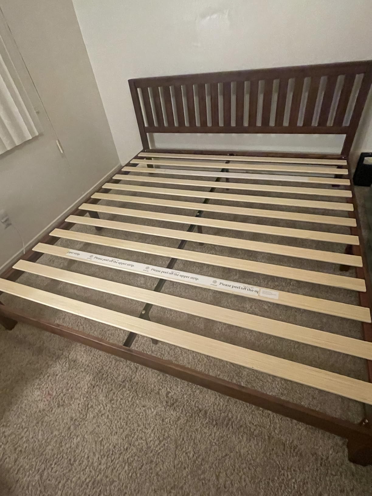 Zinus Vivek Wood Platform Bed Frame with Headboard, Solid Wood Foundation with Wood Slat Support, No Box Spring Needed, Easy Assembly, Twin customer photo 2
